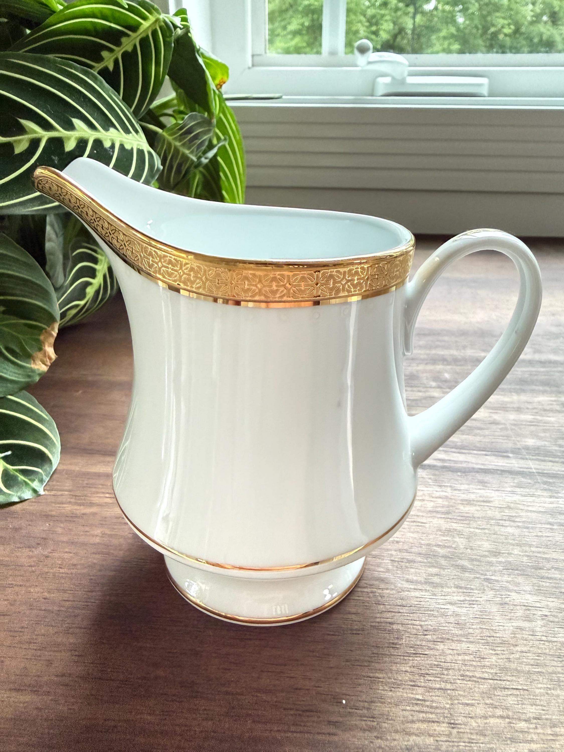 Vintage Noritake Contemporary Metropolitan Gold 4337 Creamer Fine China Sri Lanka Replacement Piece - Thumbnail 3