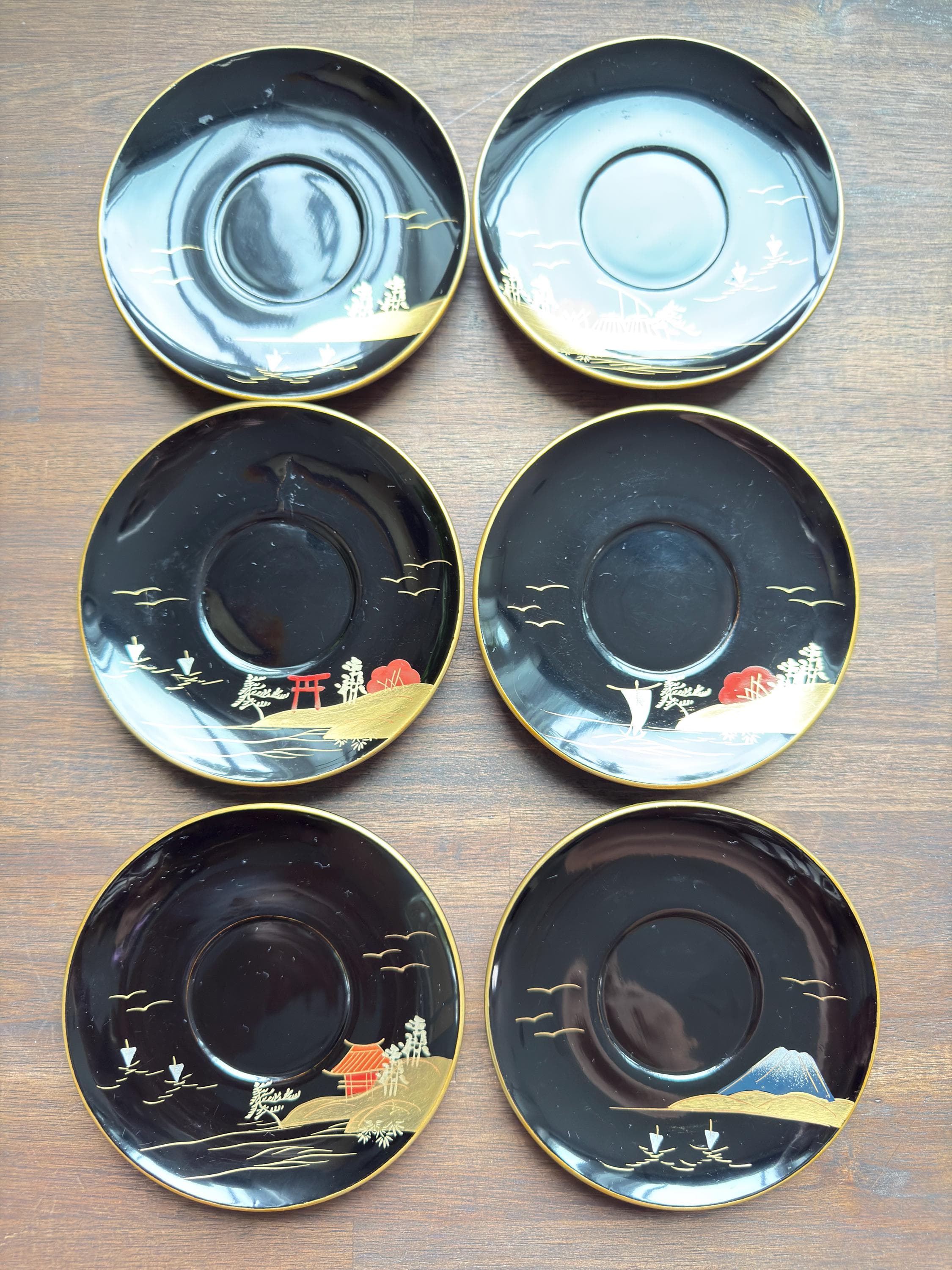 Vintage Japanese Black Lacquer Tea Set – Hand-Painted Gold Gilded Scenic Cups, Saucers, Spoons - Thumbnail 6