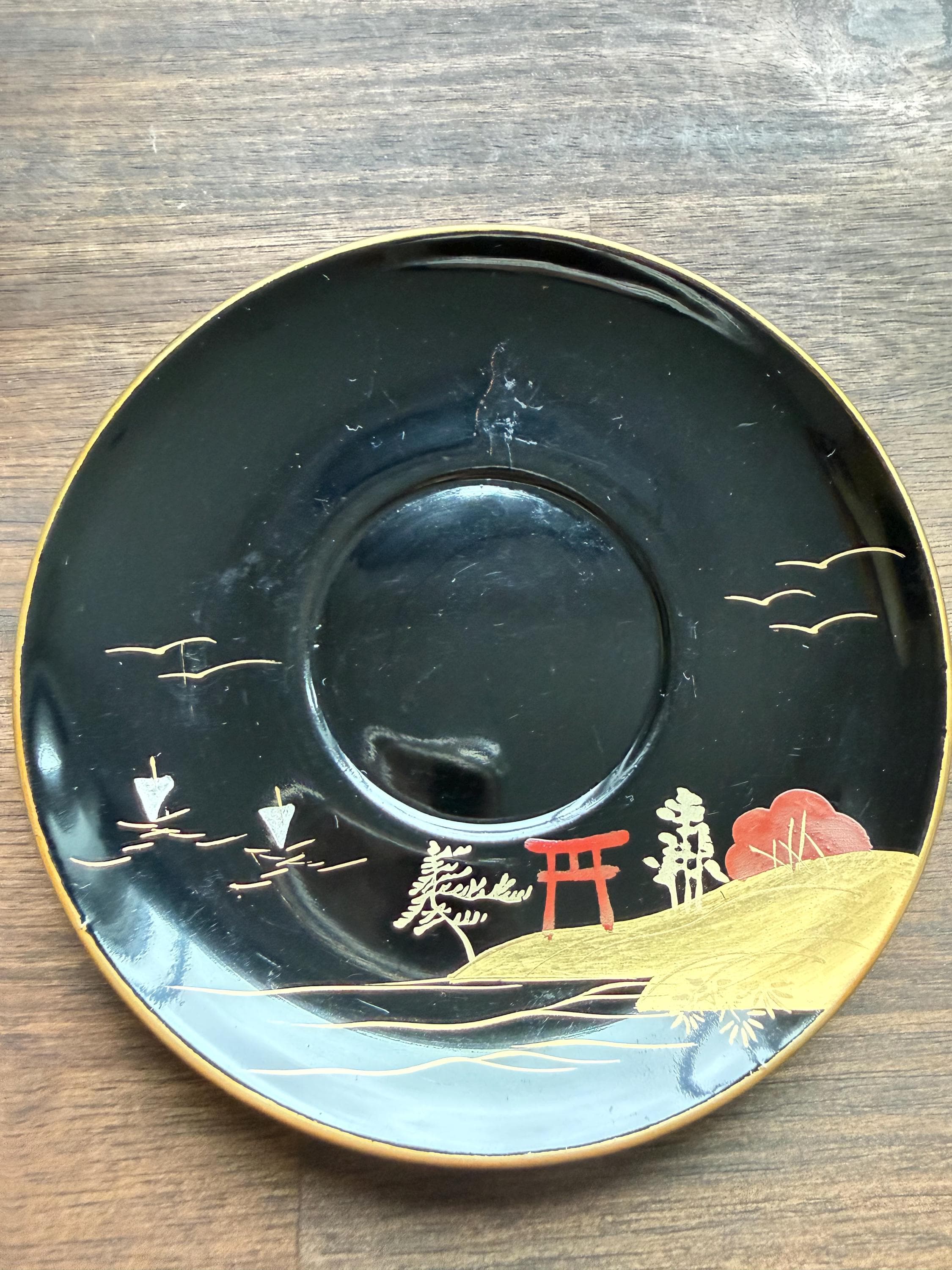 Vintage Japanese Black Lacquer Tea Set – Hand-Painted Gold Gilded Scenic Cups, Saucers, Spoons - Thumbnail 8