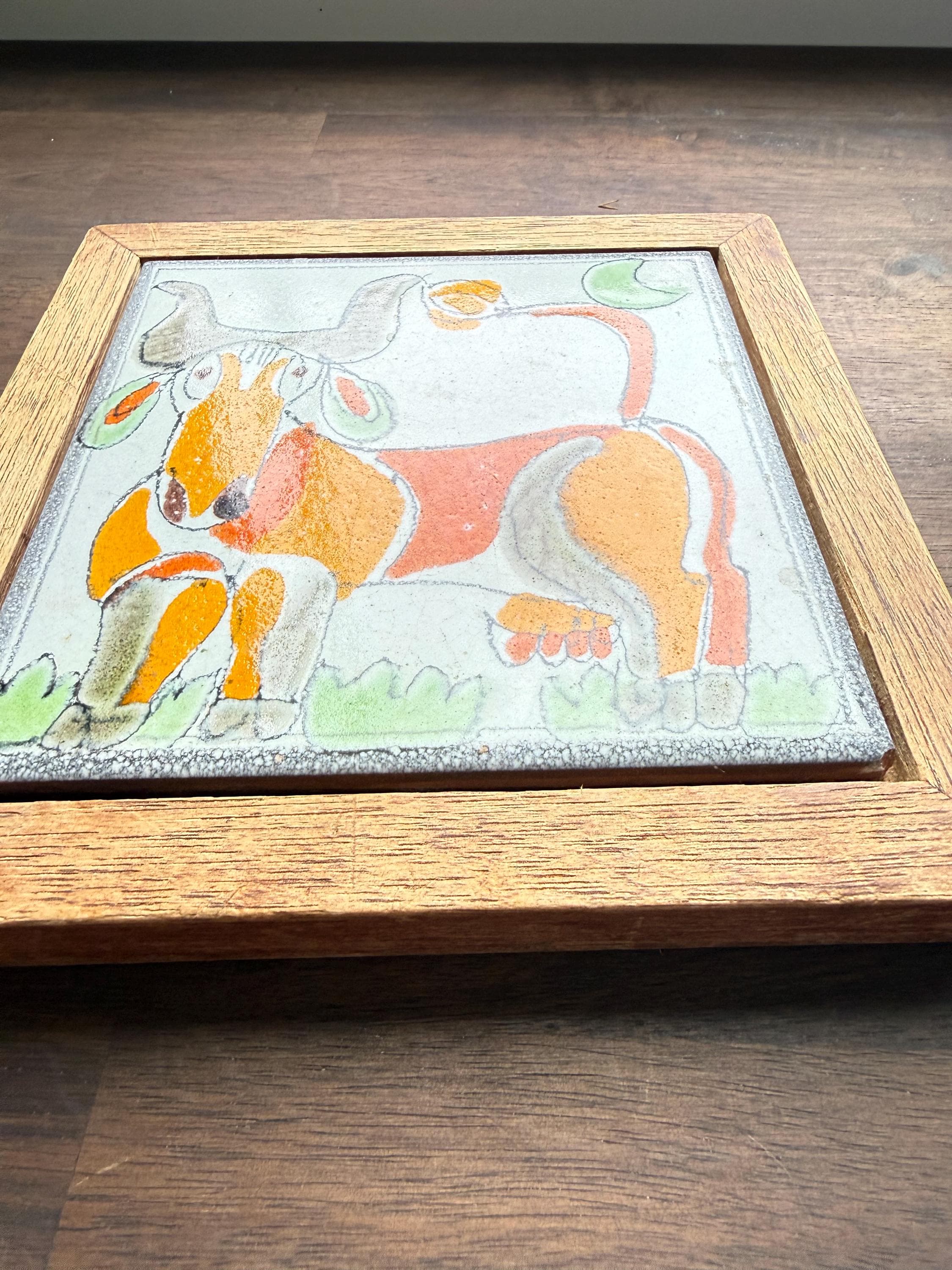 Vintage Ceramiche De Simone Hand-Painted Italian Folk Art Tile – MCM Wood Framed Wall Decor - Thumbnail 4