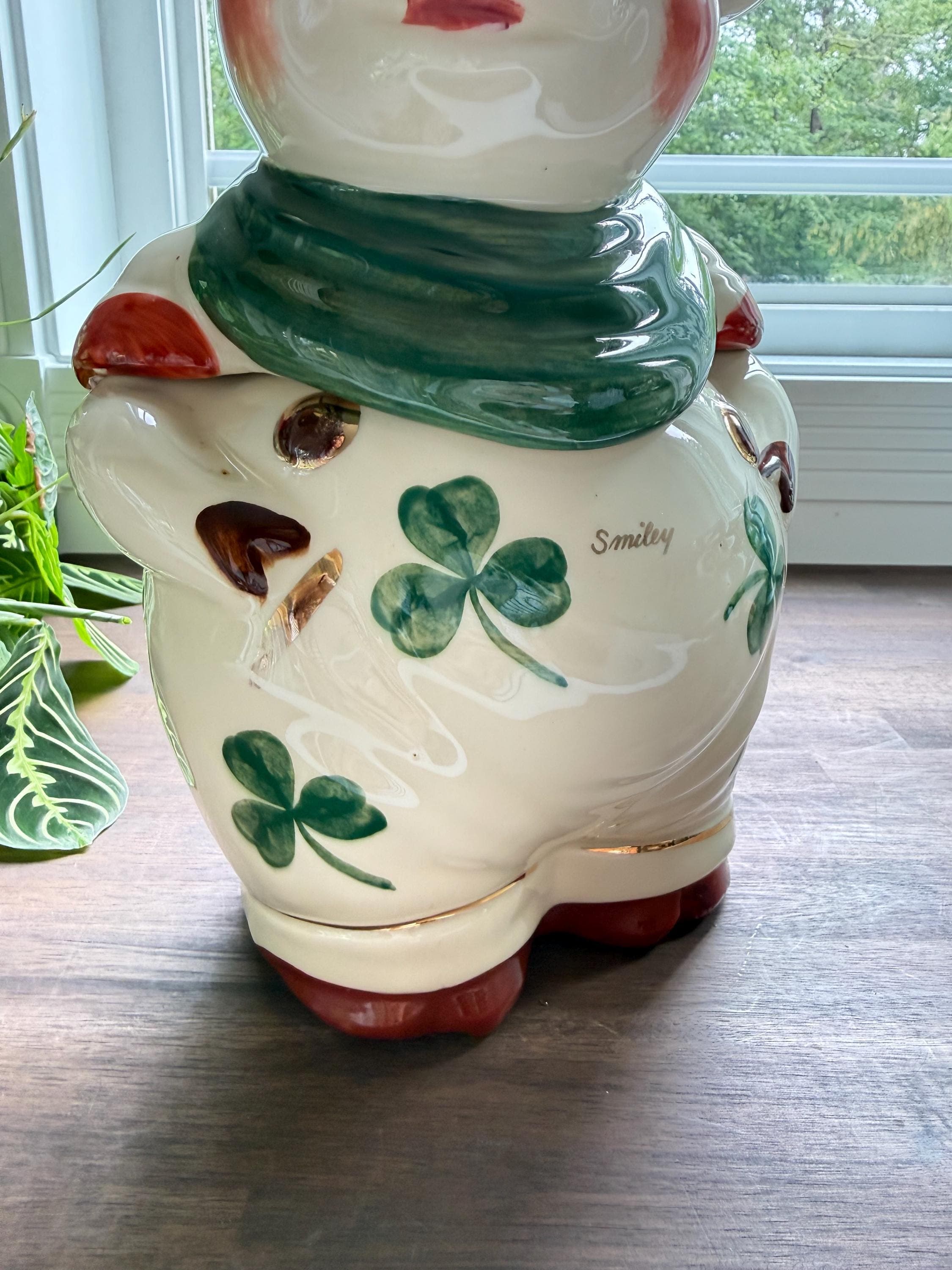 Vintage Shawnee Smiley Pig Cookie Jar Shamrock Clover Pattern Irish Kitchen Decor | Repaired - Thumbnail 4