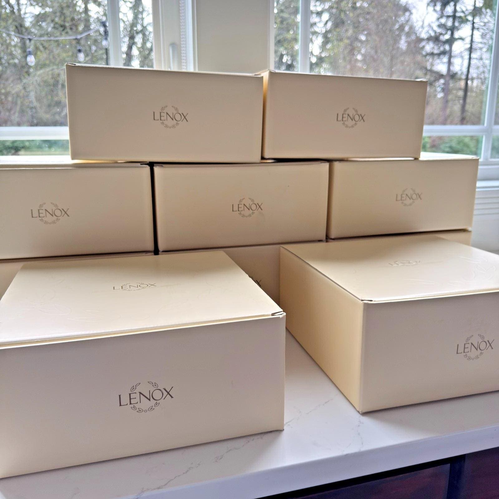Lenox Eclipse 5-Piece China Set – Ivory Gold Scroll, Black Trim, NOS (Original Box) - Thumbnail 19