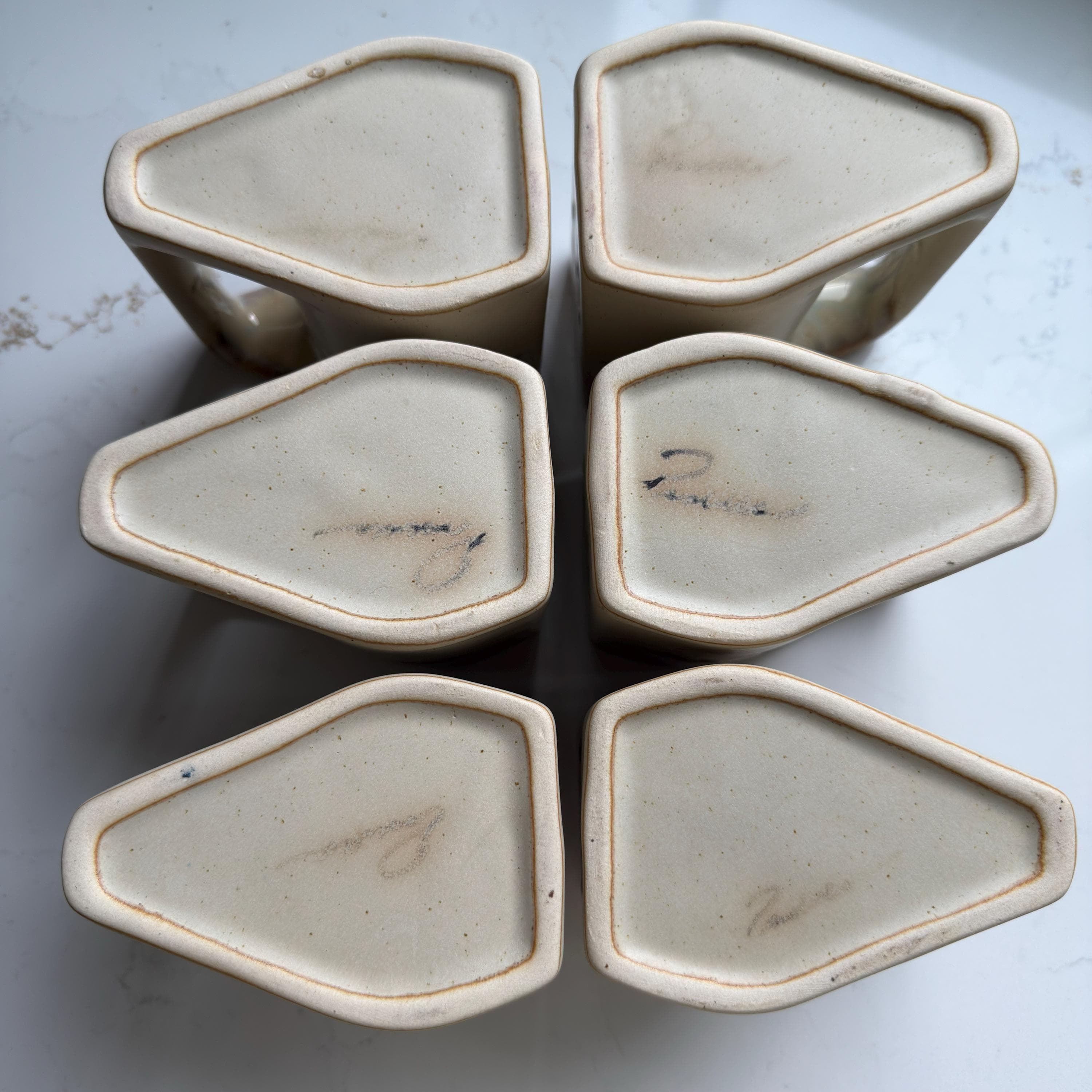 Vintage Rodolfo Padilla Signed Stacking 6 Mug Set Ceramic Stoneware and Wood Stand - Thumbnail 4