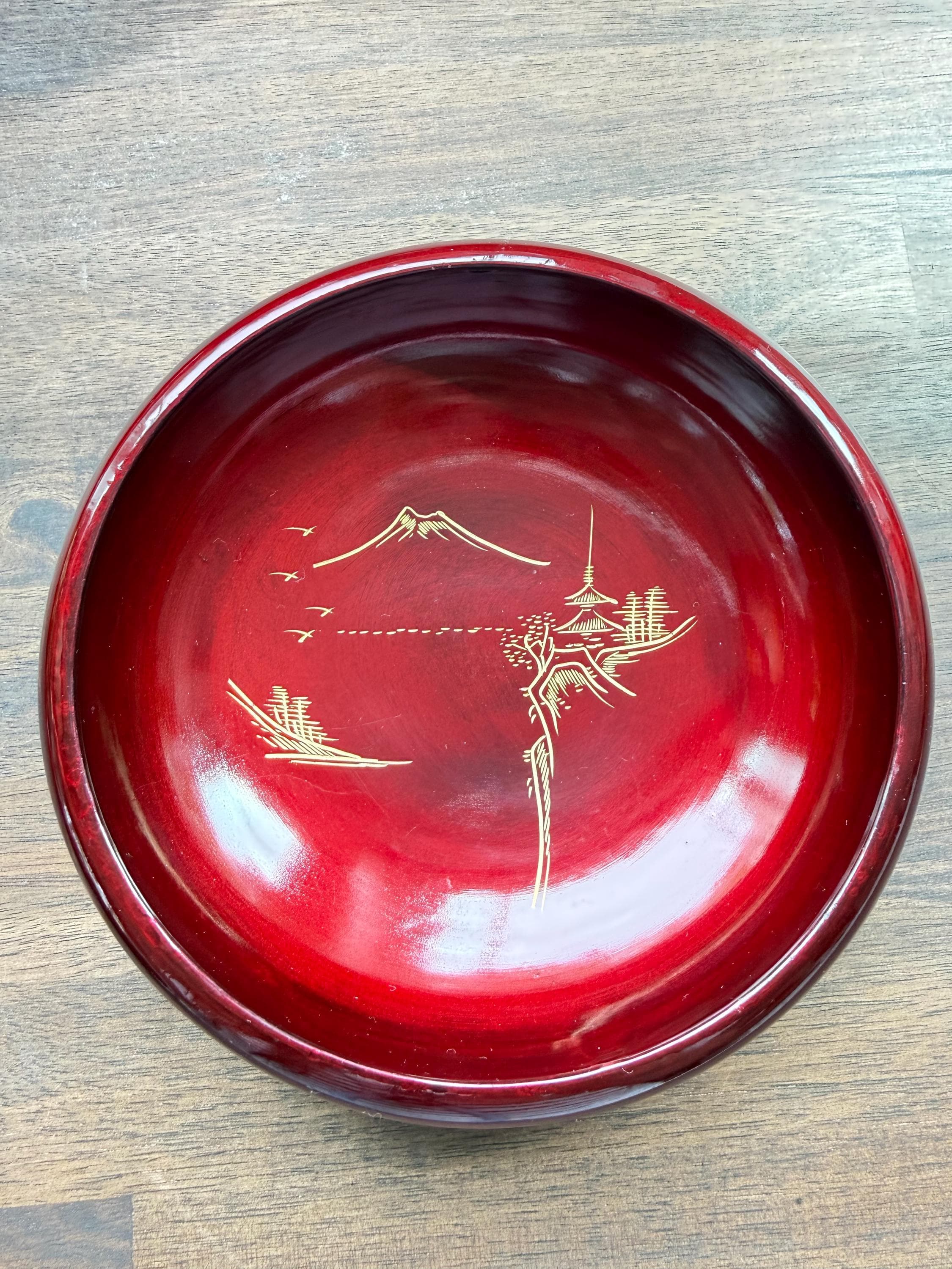 Vintage Japanese Red Lacquerware Salad Bowl Set Mt Fuji Gold Hand Painted 8 Pieces - Thumbnail 14