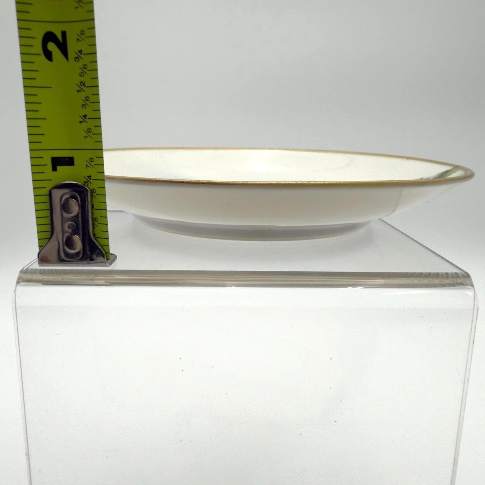 Vintage Japanese Porcelain Plate – Mt. Fuji Landscape, Gold Rim (5.5 inch) - Thumbnail 4
