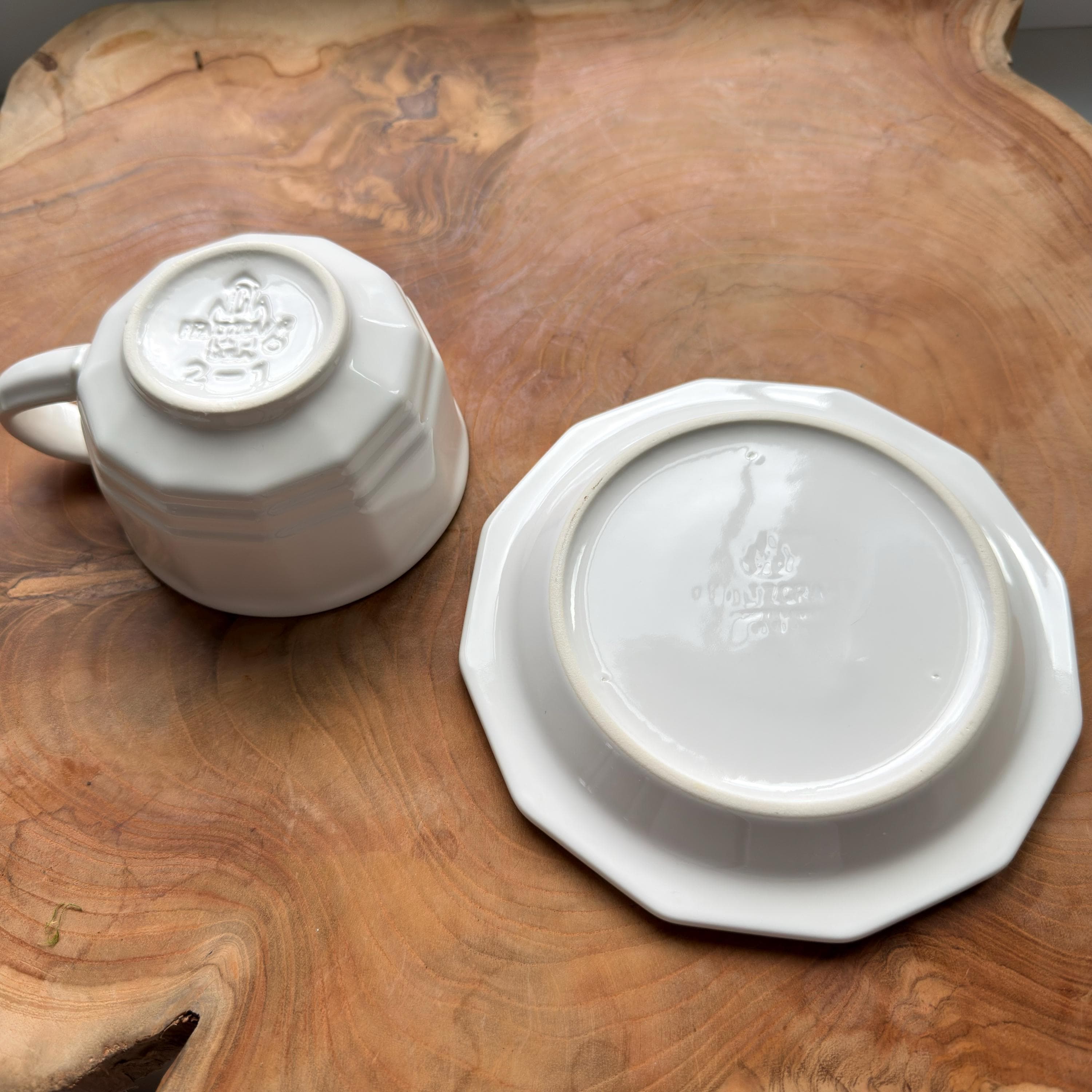 Pfaltzgraff Christmas Heritage Cup & Saucer | Rare Castle USA Made | Vintage Holiday Stoneware - Thumbnail 4