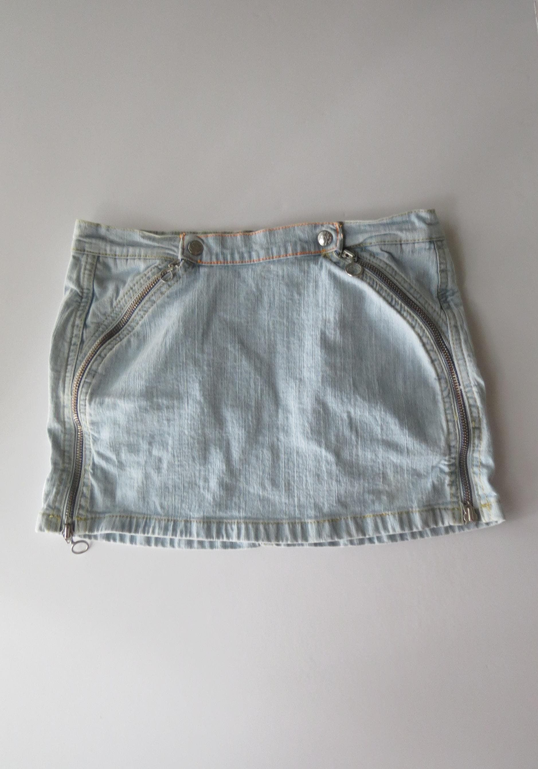 Italian Vintage Phard Denim Mini Skirt, XS, Light Wash Curved Zipper Micro, 2000s Italy