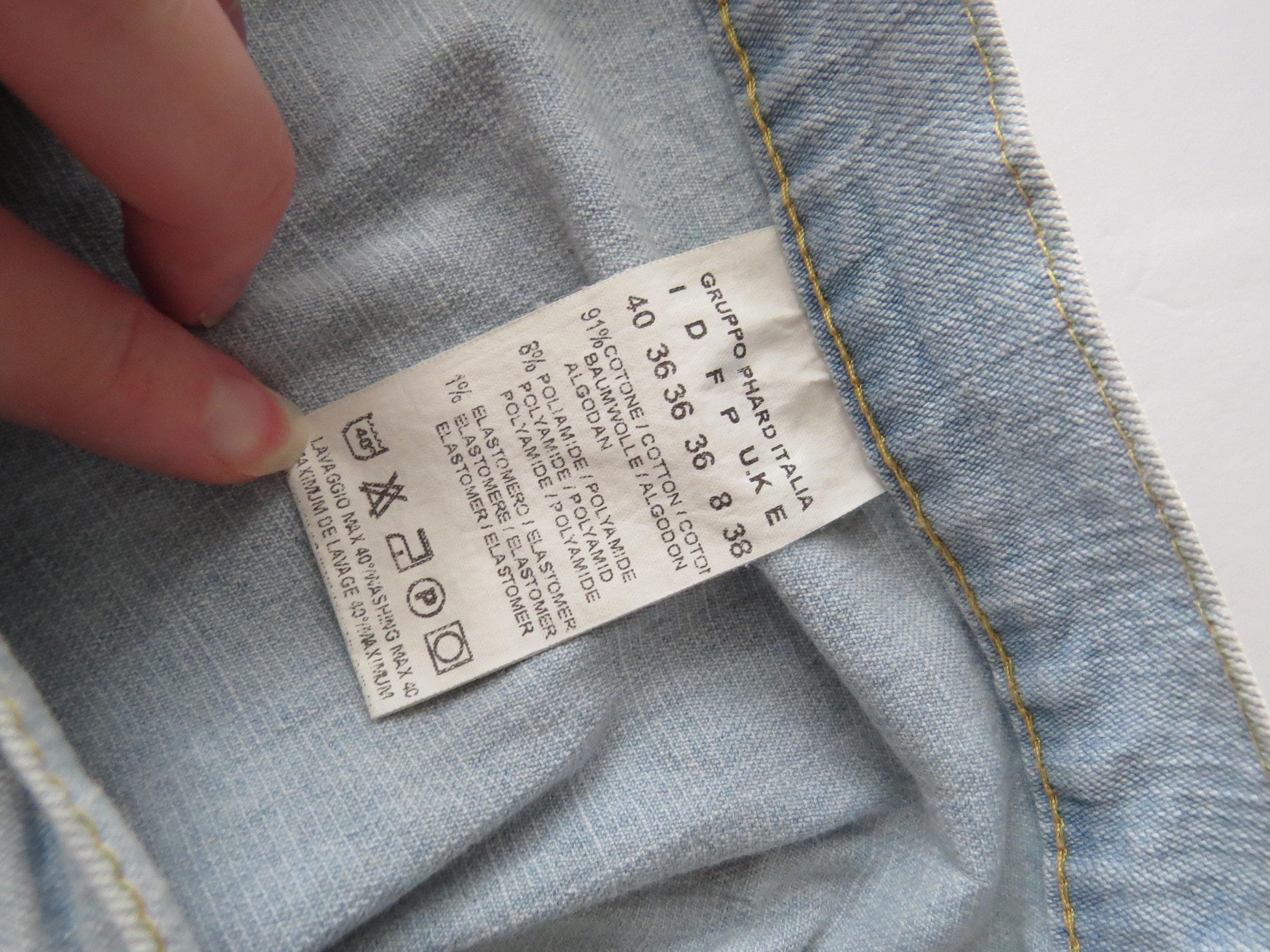 Italian Vintage Phard Denim Mini Skirt, XS, Light Wash Curved Zipper Micro, 2000s Italy - Thumbnail 2