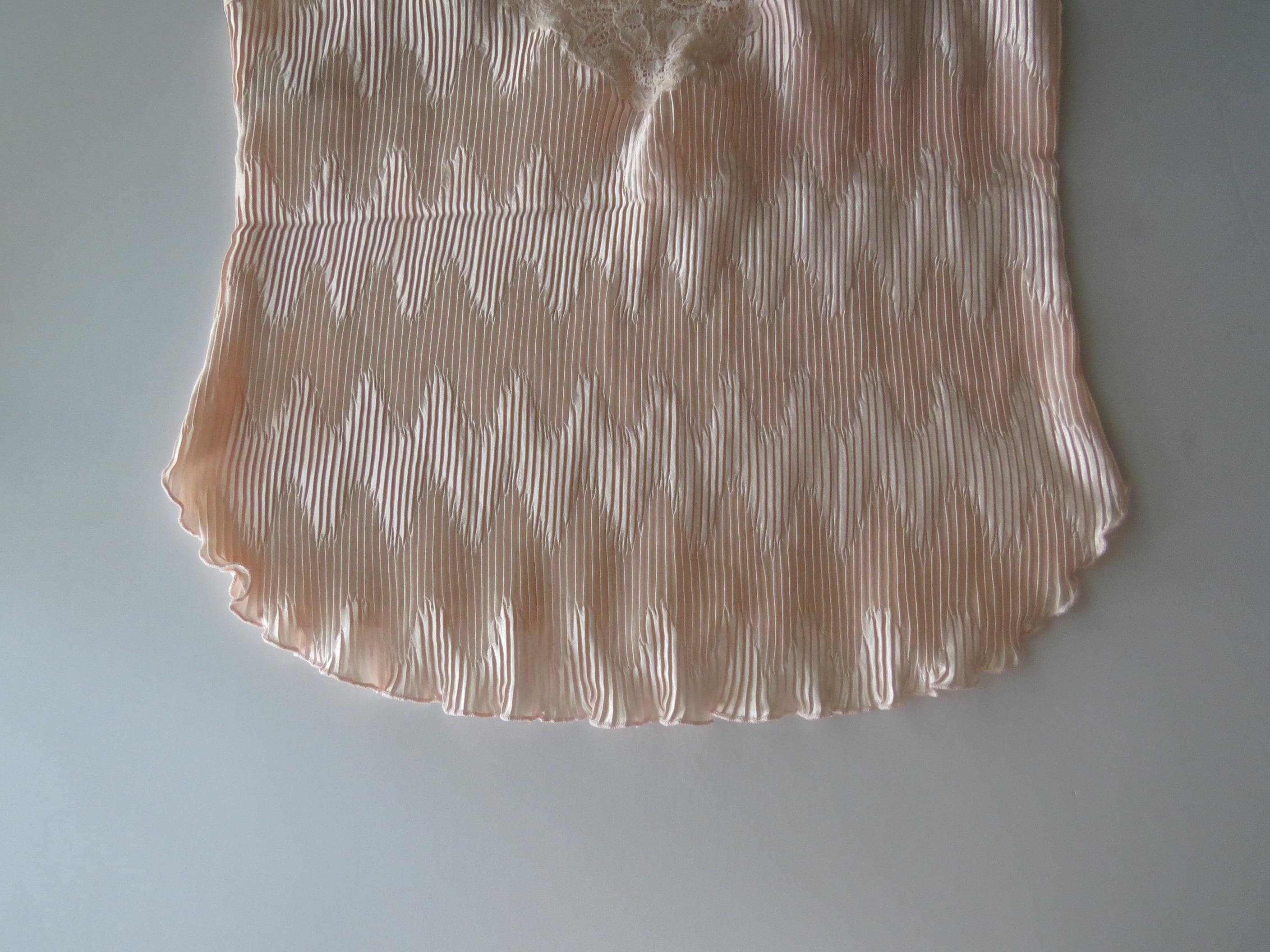 Vintage La Perla Blush Pink Pleated Lace Plisse Cami, Made in Italy, Italian Designer - Thumbnail 4