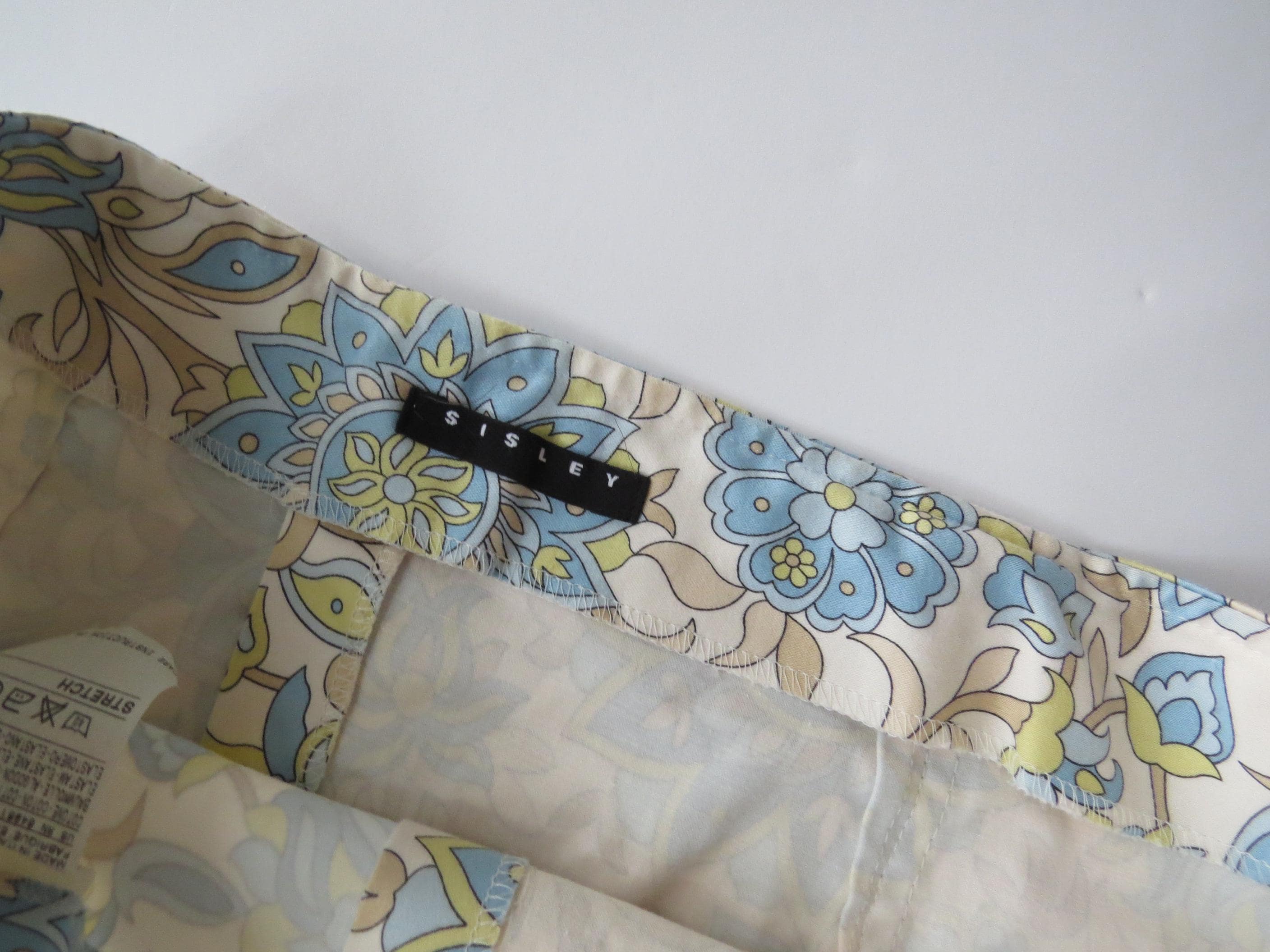 Italian Vintage Sisley FloralWrap Mini Skirt, Blue Green Paisley Print, Made in Italy - Thumbnail 4