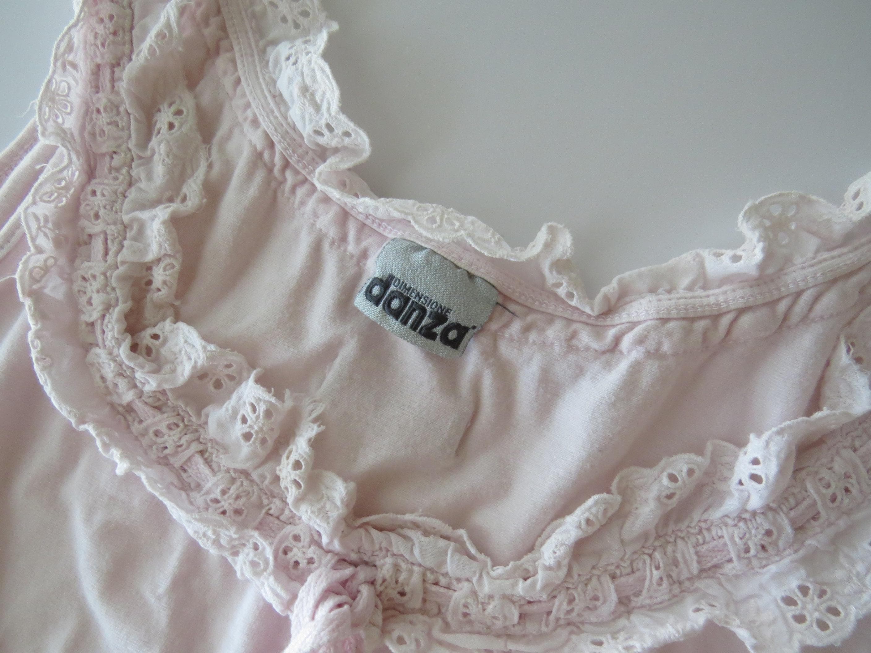 Vintage Italian Pastel Pink Dimensione Danza Lace Ruffle Top, Made in Italy - Thumbnail 6