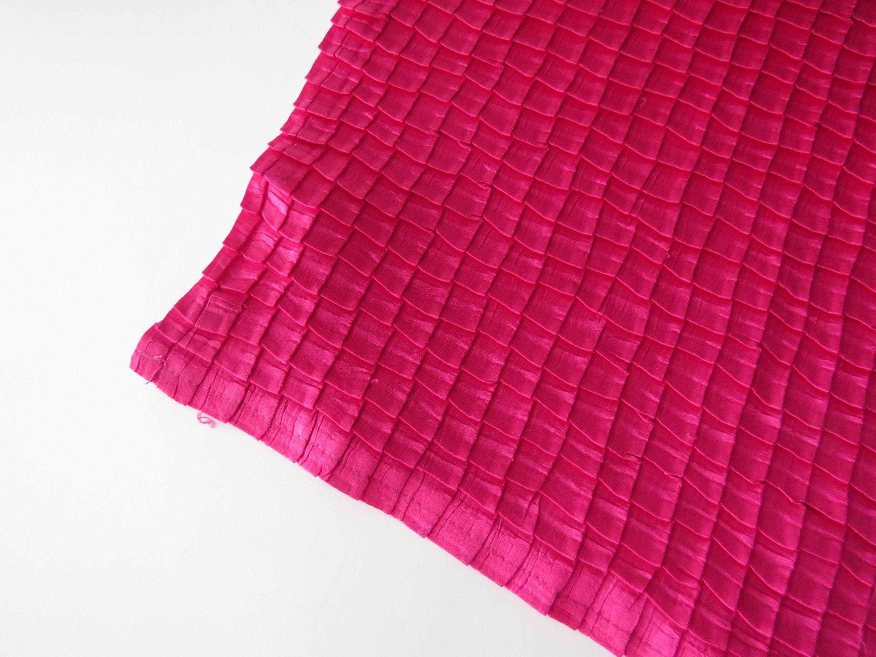 Rare Vintage 90s Roccobarocco Pink Ruched 3D Grid Top, 90s Italian, Made in Italy - Thumbnail 4