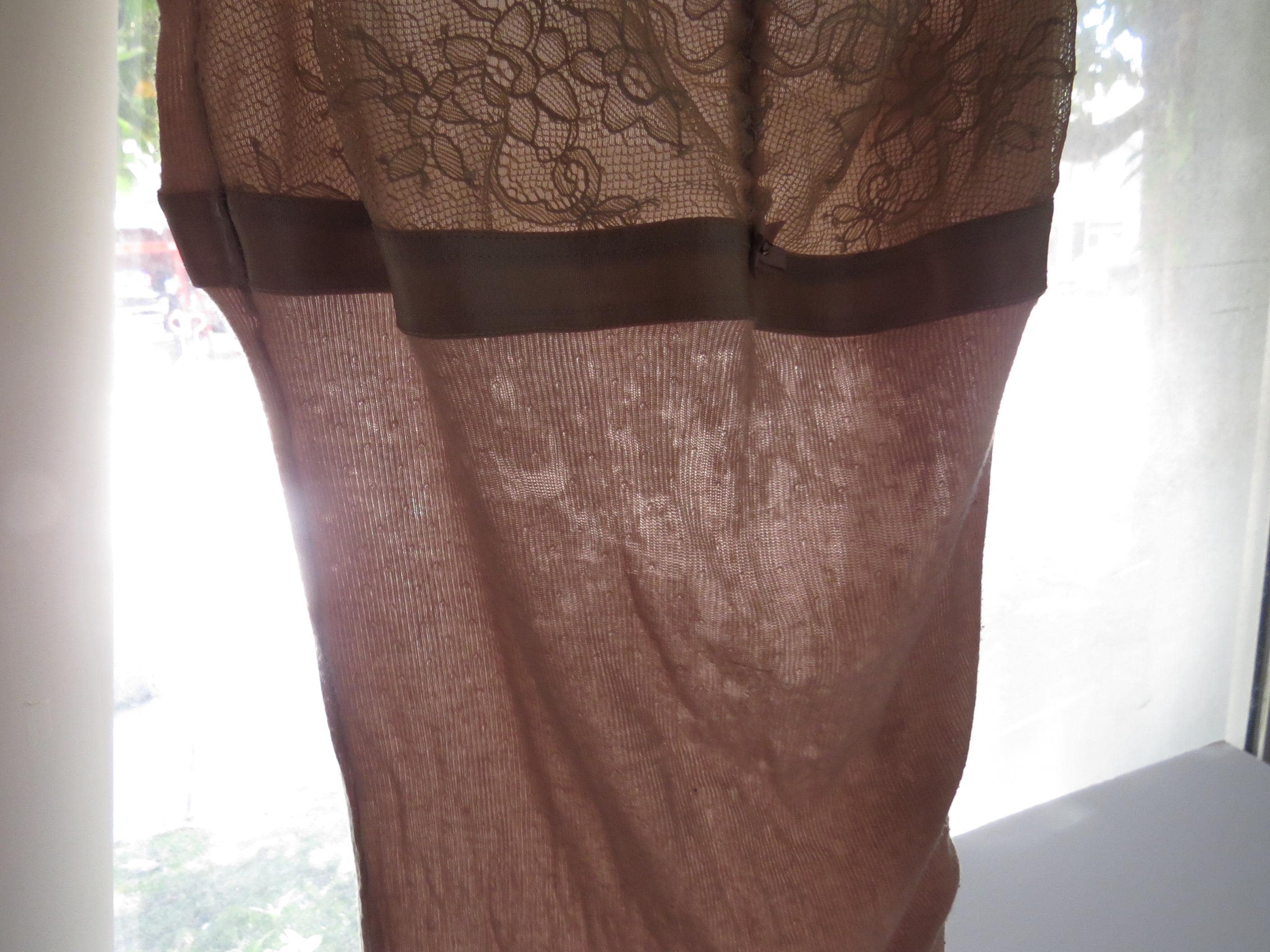 Vintage Intimissimi Mauve Lace Lettuce Edge Cami Top, 00s Italian Designer - Thumbnail 9
