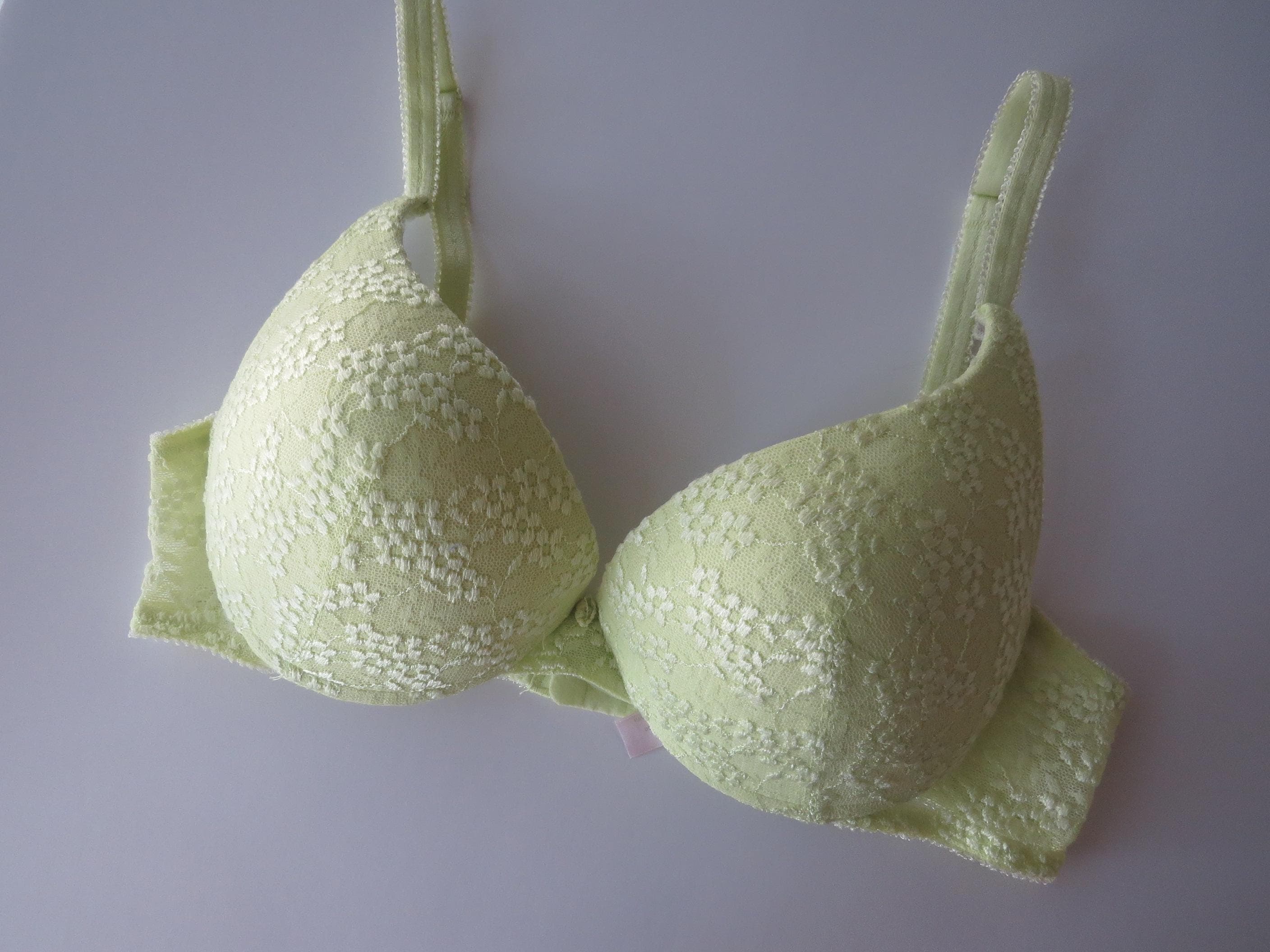 Vintage Victoria's Secret 34C Lime Pistachio Green Lace Mesh Push Up Bra, 2000s/00s