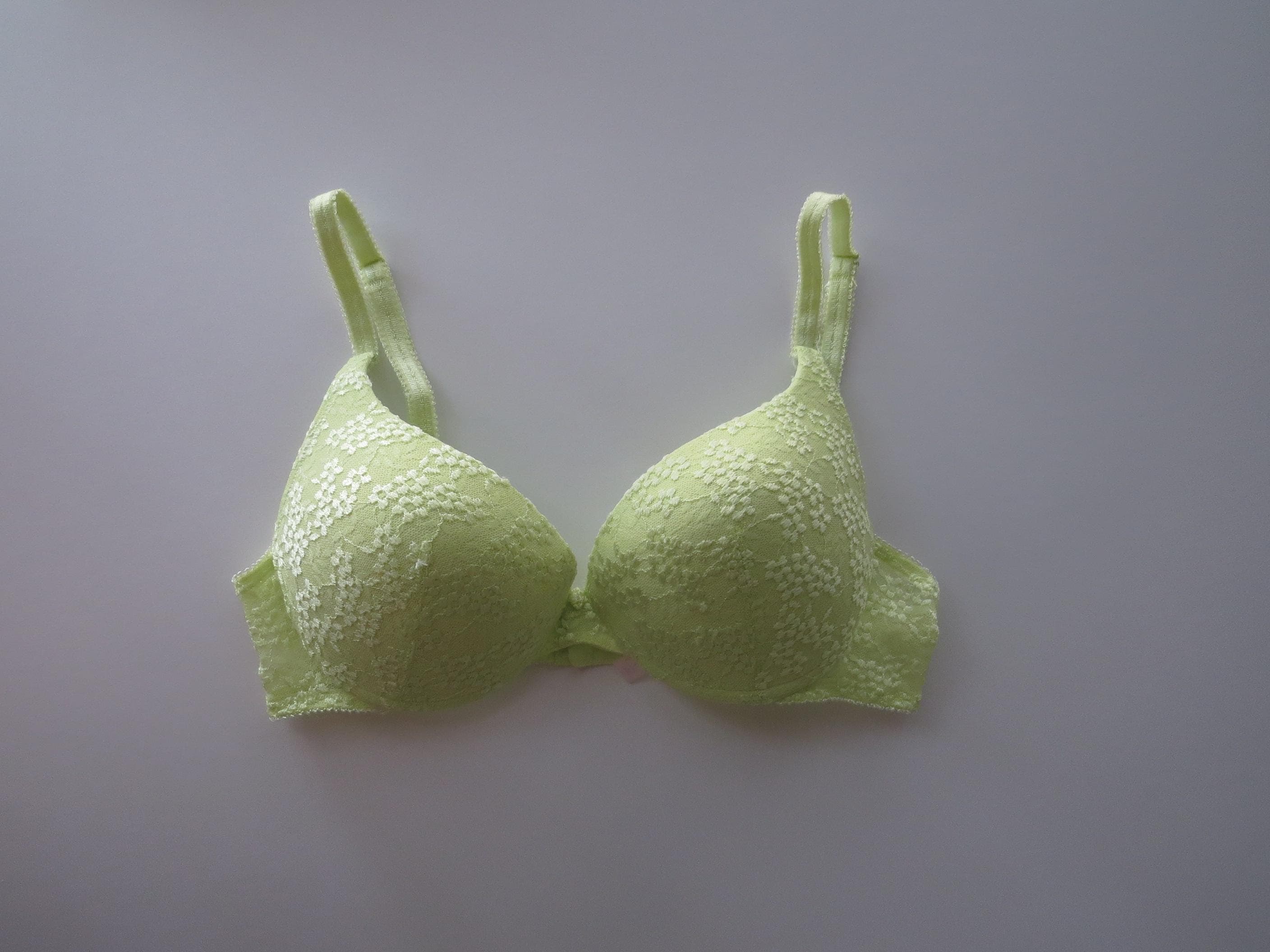 Vintage Victoria's Secret 34C Lime Pistachio Green Lace Mesh Push Up Bra, 2000s/00s - Thumbnail 3