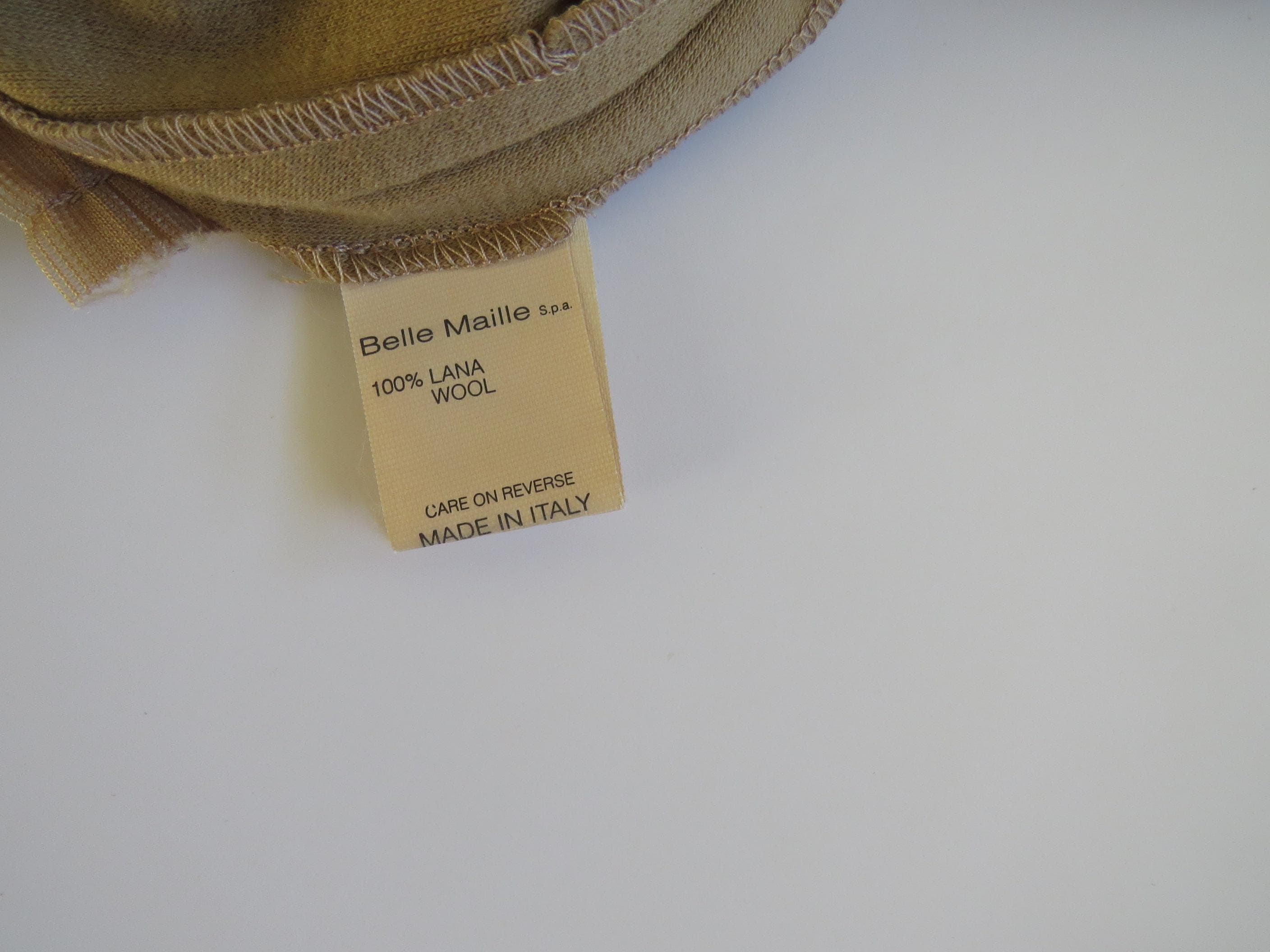Italian Vintage Alessandro Dell'Acqua 100% Wool Camisole, Minimalist 90s, Camel Brown - Thumbnail 6