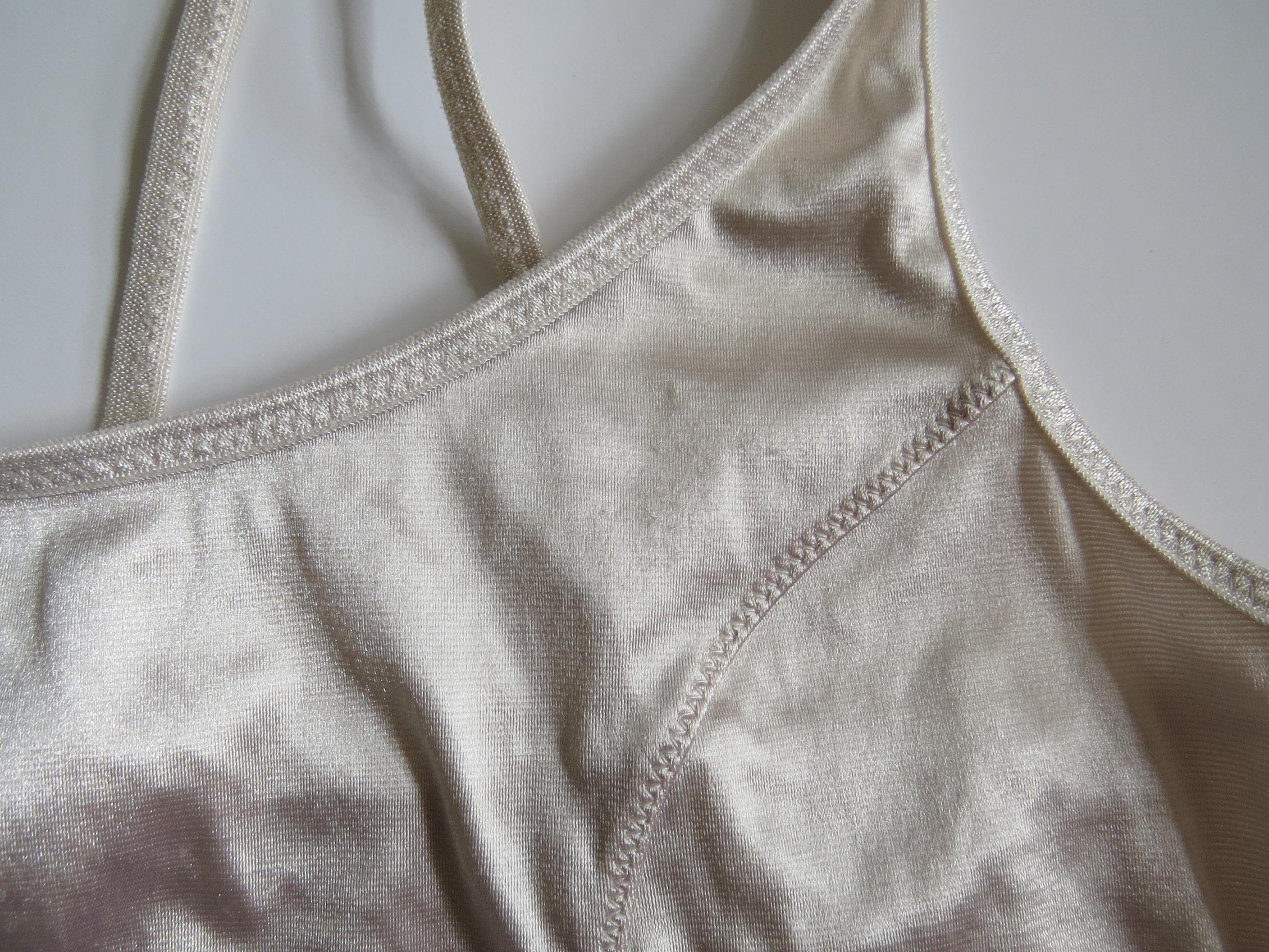 Vintage 90s / 00s Champagne Gold Yamamay Camisole, Quad Straps, Paneling, High Shine, Corset Style - Thumbnail 8