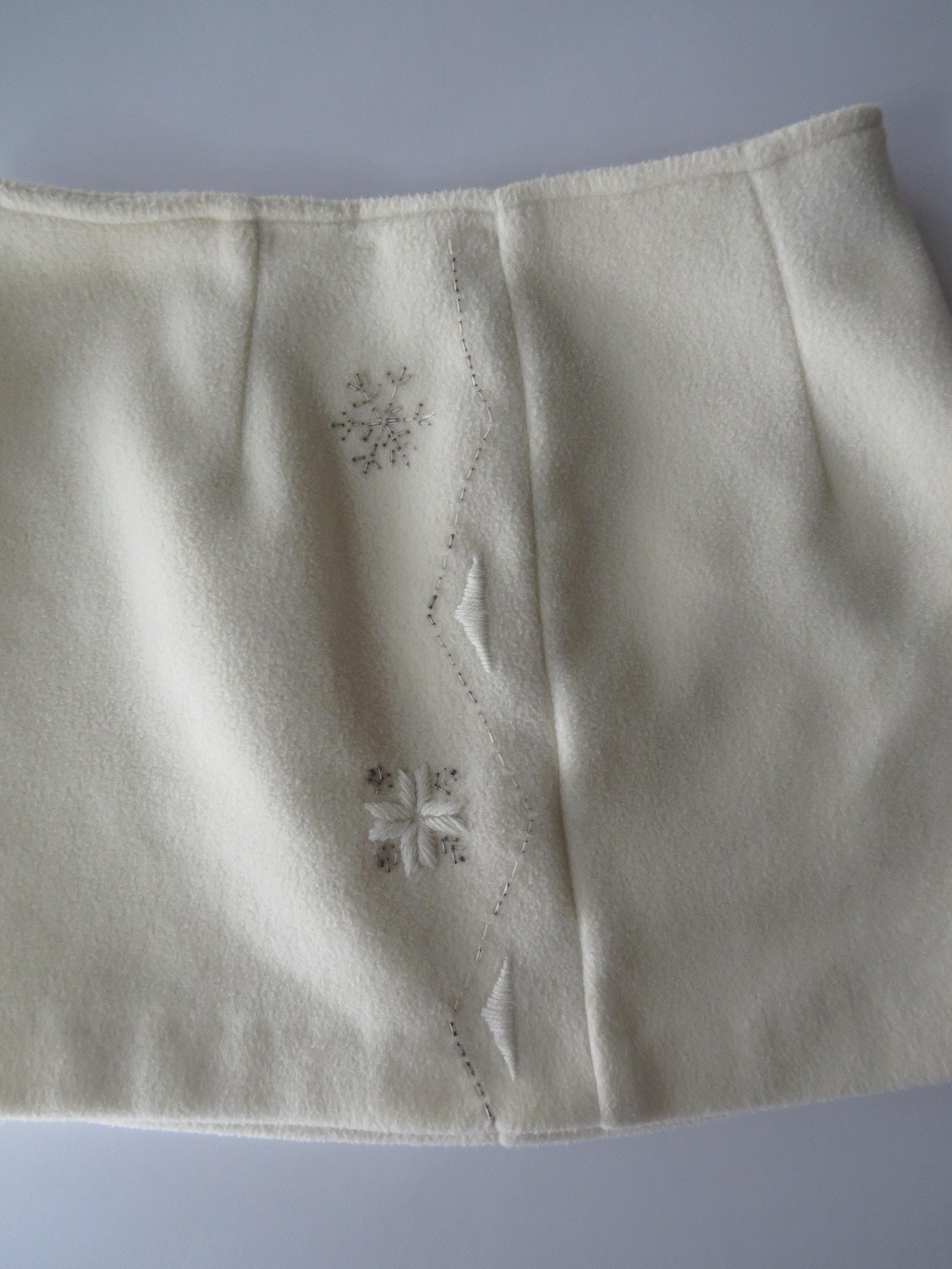 90s Vintage Roccobarocco Jeans Italian Fleece Beaded Skirt with Snowflake Embroidery, Made in Italy - Thumbnail 2