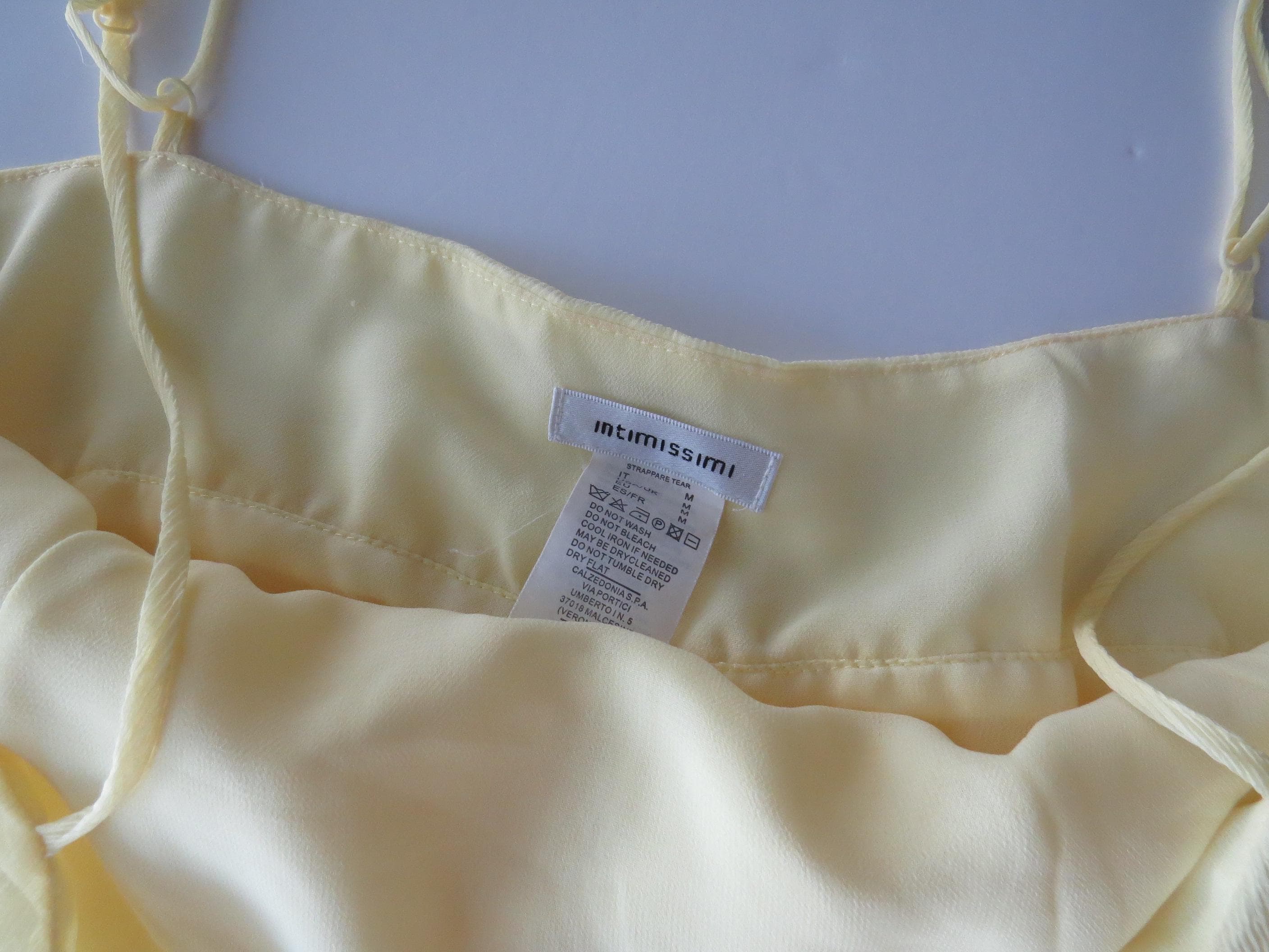 Vintage Italian 100% Silk Butter Yellow Intimissimi Crinkle Chiffon Flowy Top w/ Ties, 2000s - Thumbnail 4