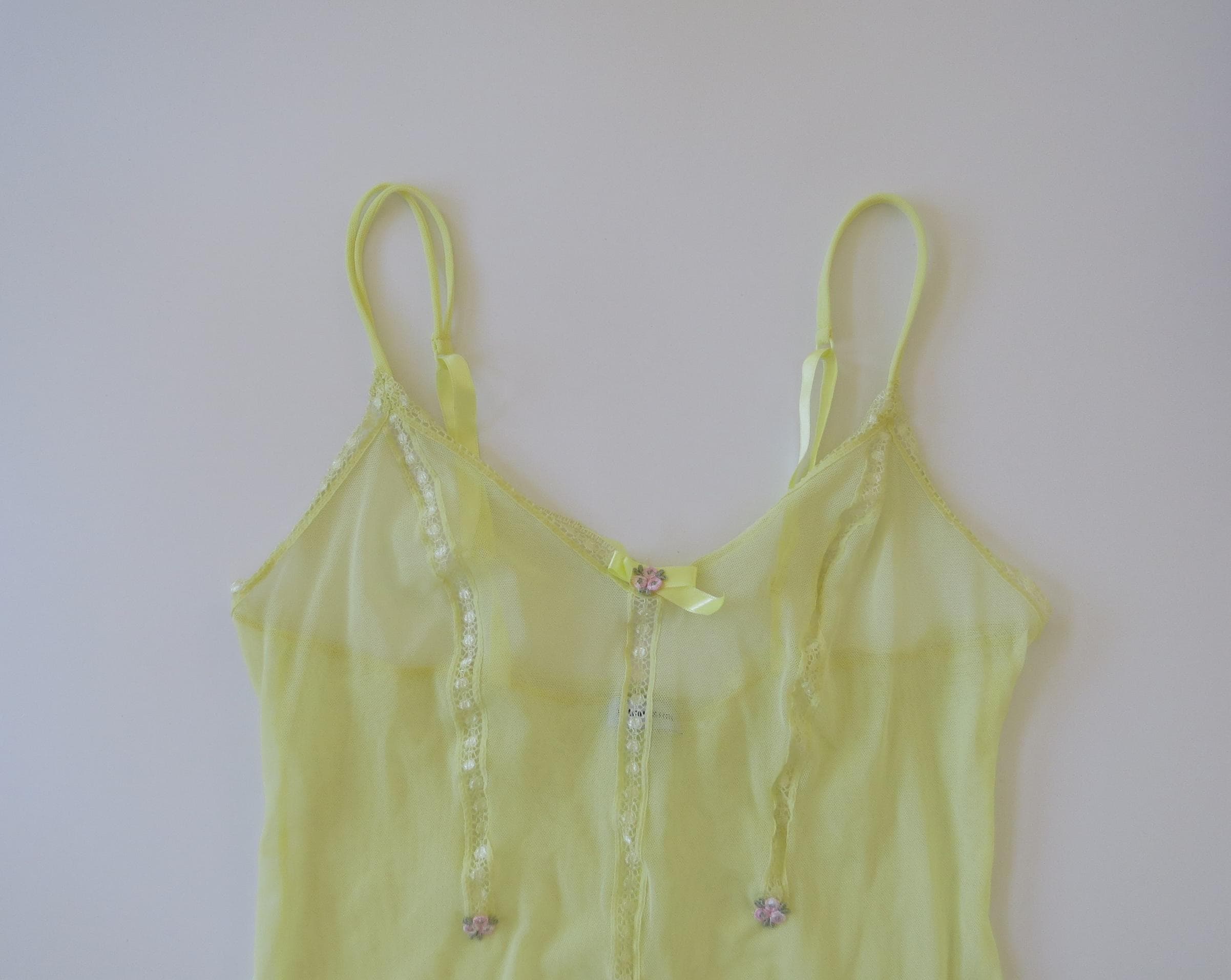 Vintage Pale Yellow Intimissimi Mesh Camsiole w/ Flower Details - Thumbnail 5