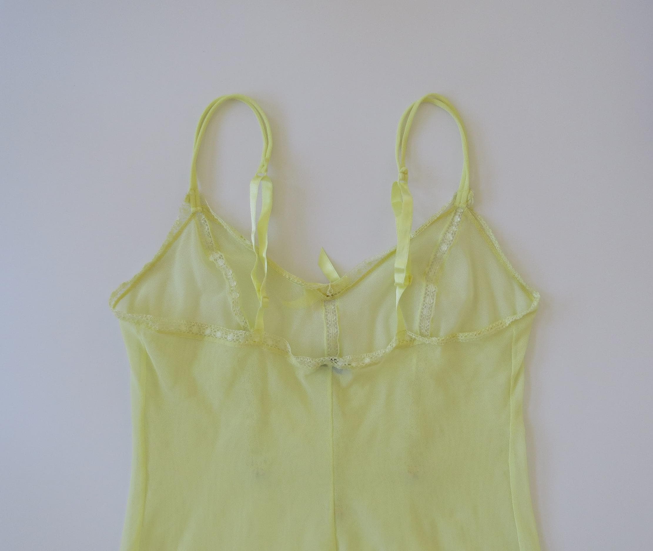 Vintage Pale Yellow Intimissimi Mesh Camsiole w/ Flower Details - Thumbnail 11