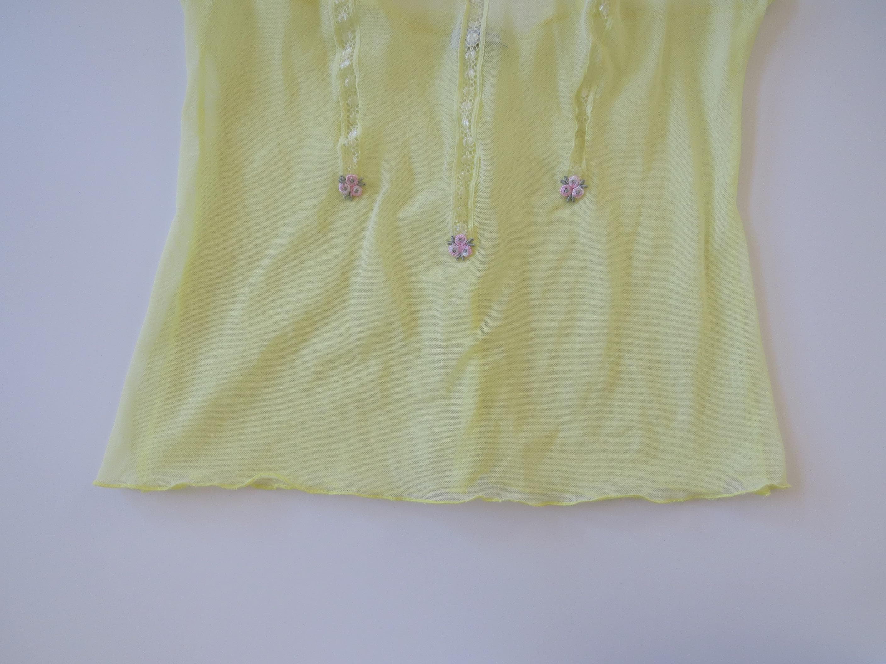 Vintage Pale Yellow Intimissimi Mesh Camsiole w/ Flower Details - Thumbnail 6