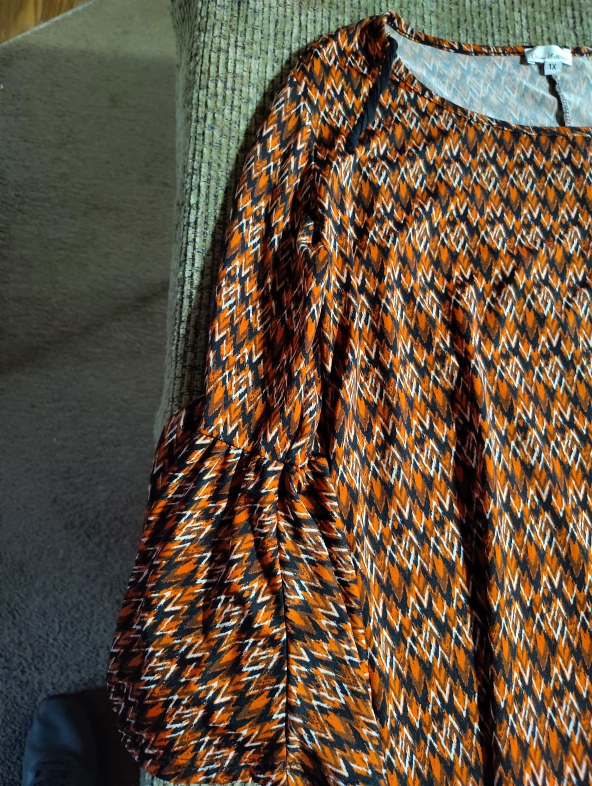 Olivia Matthews Bell Sleeve Dress - Thumbnail 2