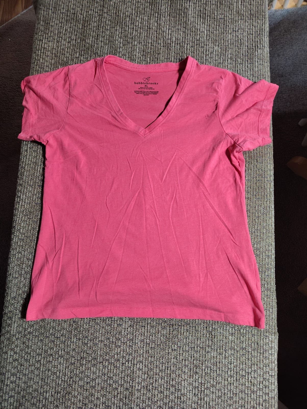 Bobbie Brooks Shirt Womens Large XL Short Sleeve V Neck Pink T-shirt Top