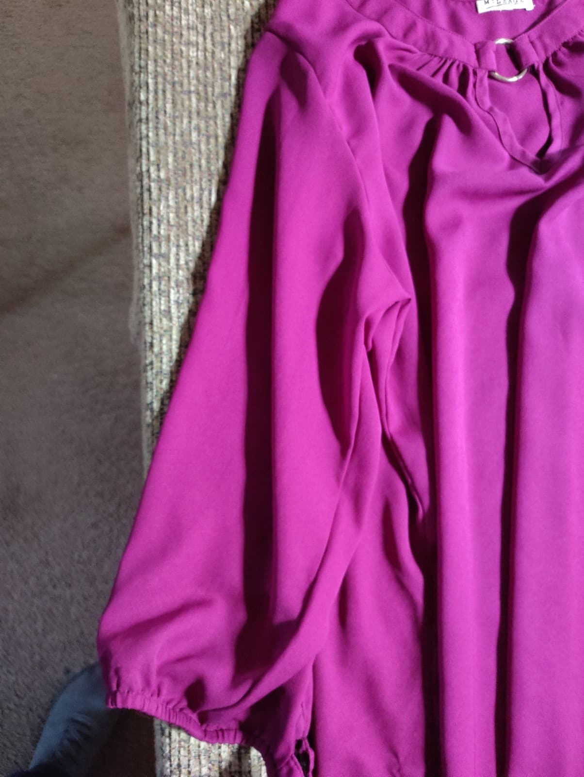 magenta/purple long-sleeve blouse from the brand Mileage, - Thumbnail 2
