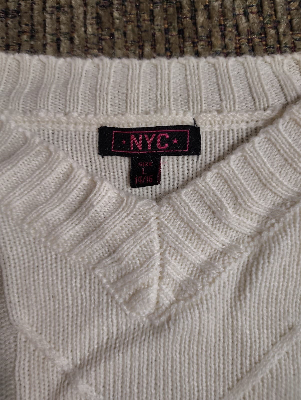 NYC Ivory Long Sleeve V-Neck Lace Up Acrylic Sweater - Size L - Thumbnail 4