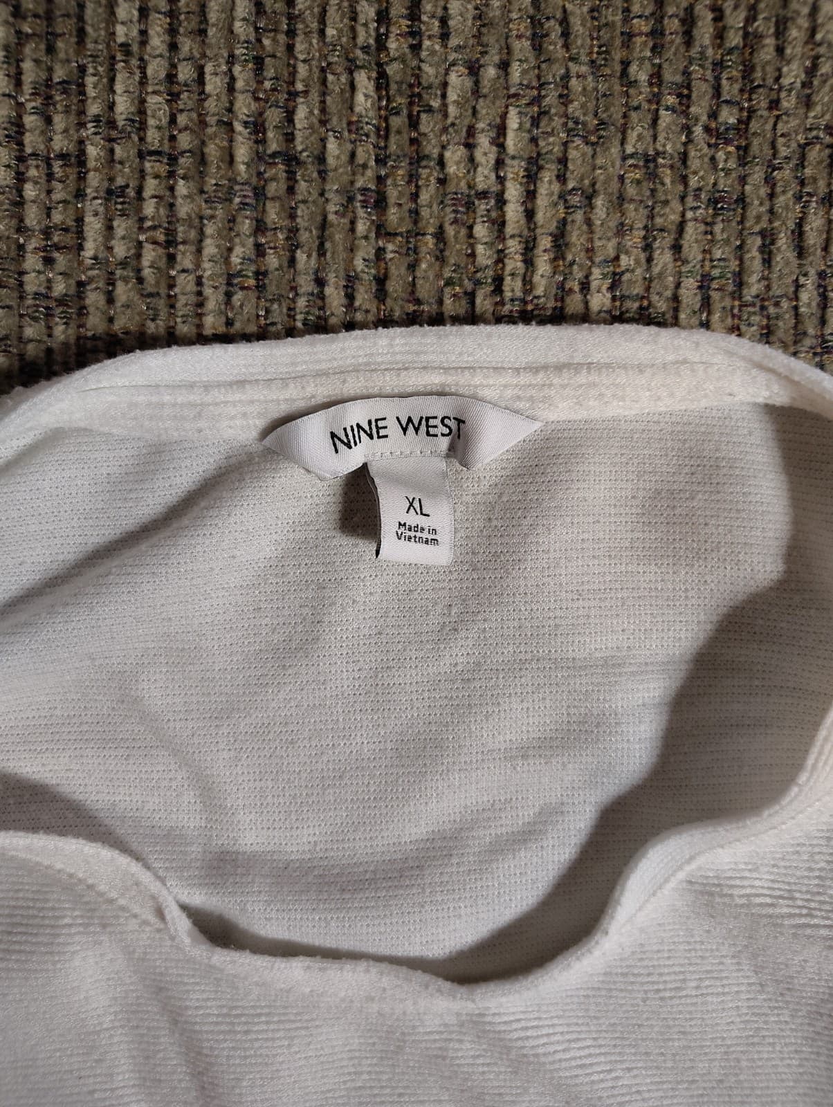 Nine West white long -sleeved top with puff sleeves XL - Thumbnail 4