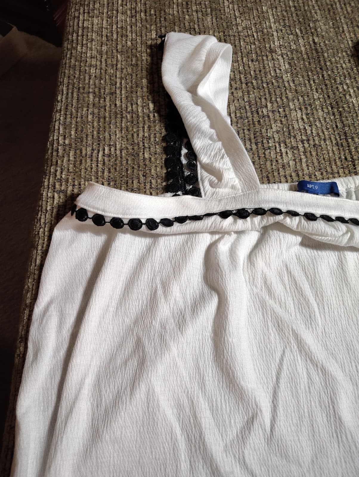 Apt 9 Womens Top Size Small NWT - Thumbnail 2