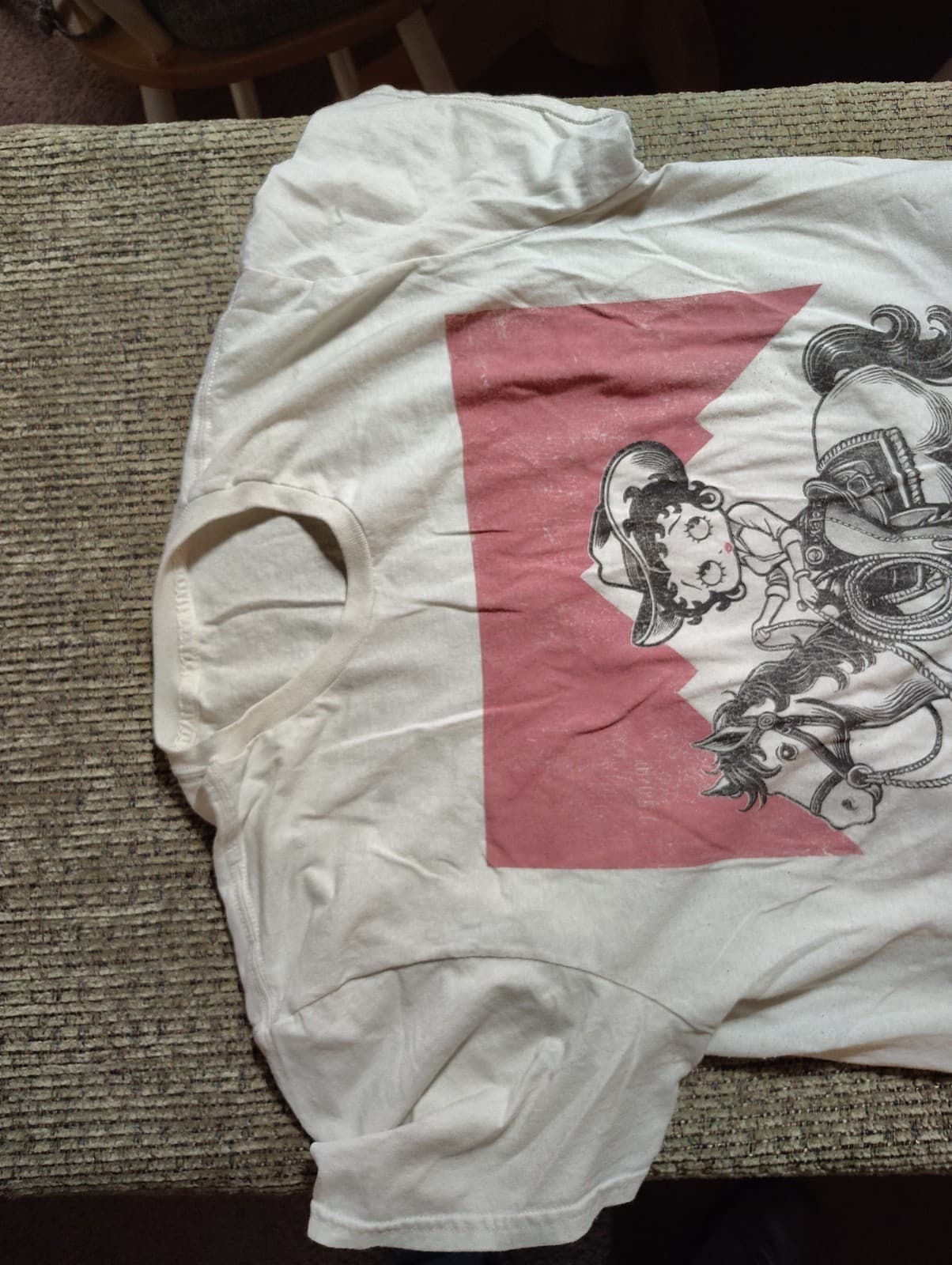 Betty Boop Cowgirl Design Sand Short Sleeve T shirt Size XL - Thumbnail 5