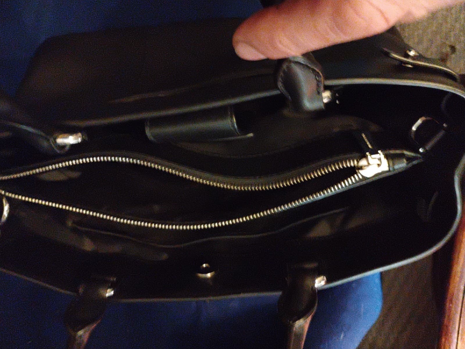 michael kors Gramercy handbag black, Large Satchel. No Shoulder Strap - Thumbnail 5
