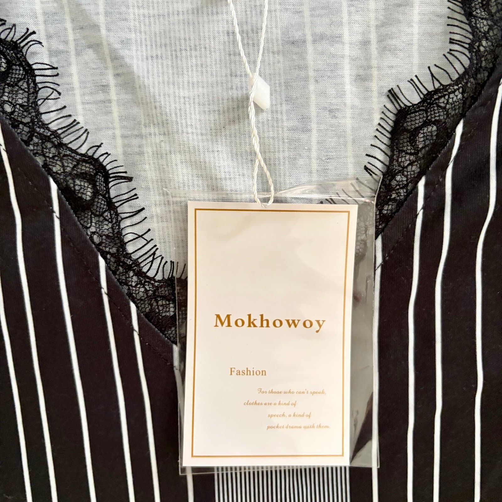 NWT, sleeveless blouse - Thumbnail 3