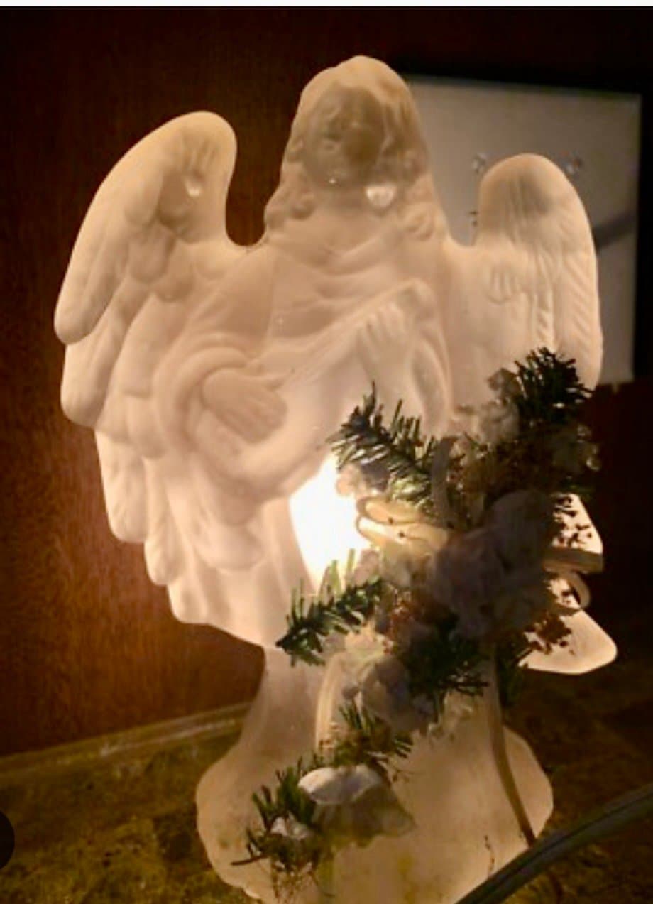 Glass Guardian Angel Figurine/light