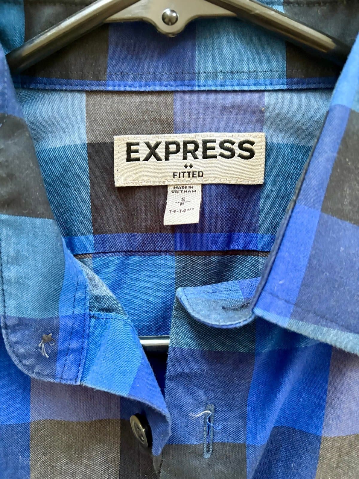 Men’s Express fitted dress shirt - Thumbnail 3