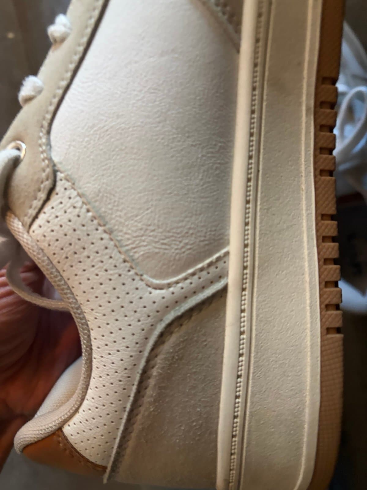 Men’s Levi Sneakers size 5 - Thumbnail 2