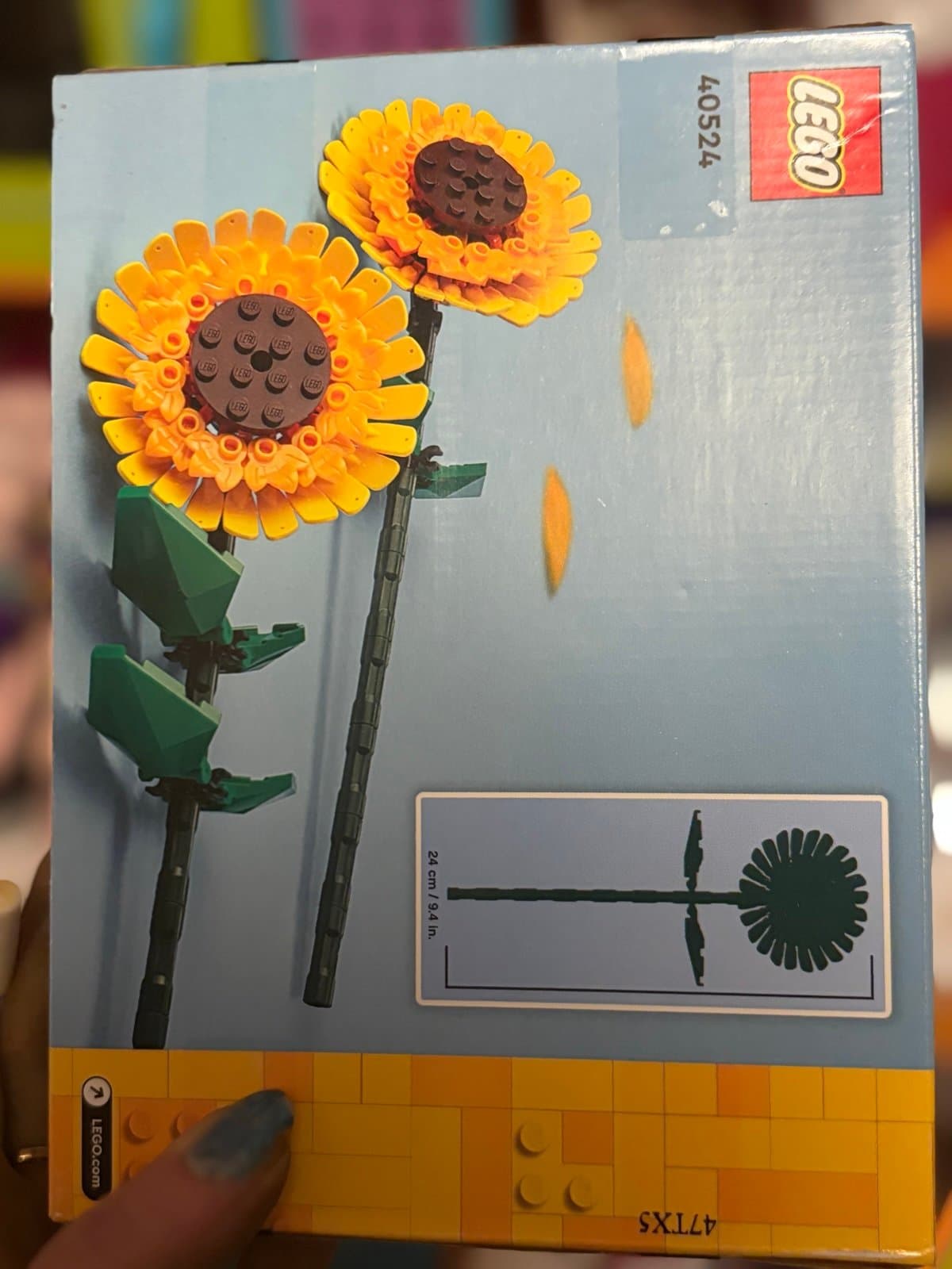 2 Lego sets the Sunflowers Set and the Lotus Flowers Set - Thumbnail 2