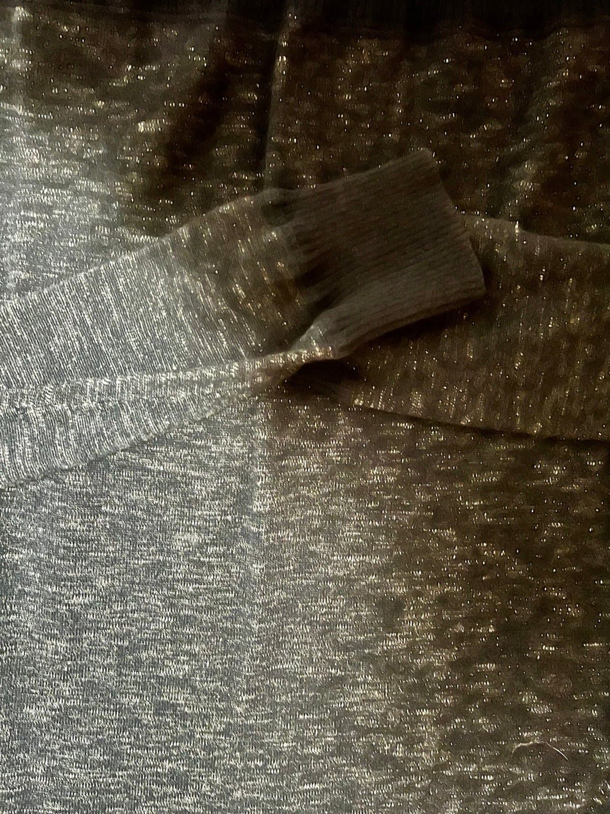 2 Men’s AE Sweaters size SM - Thumbnail 2