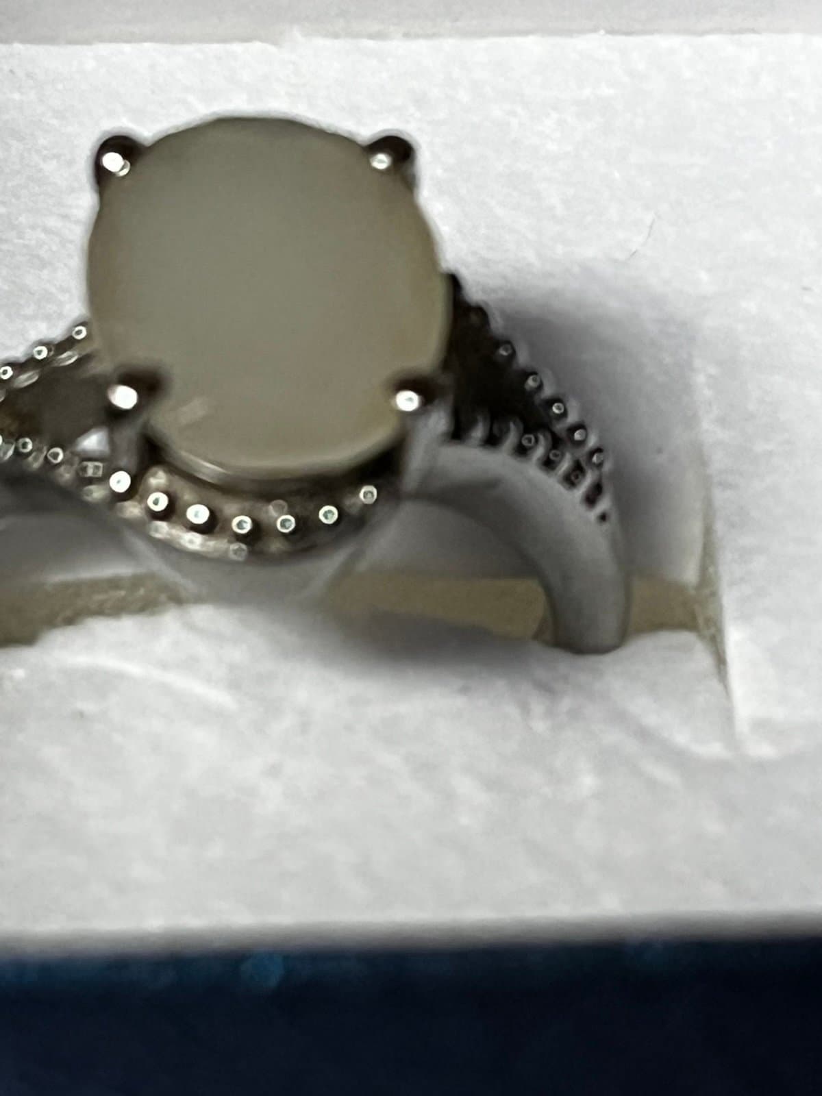 Moonstone Gemstone Ring, size 8 - Thumbnail 5