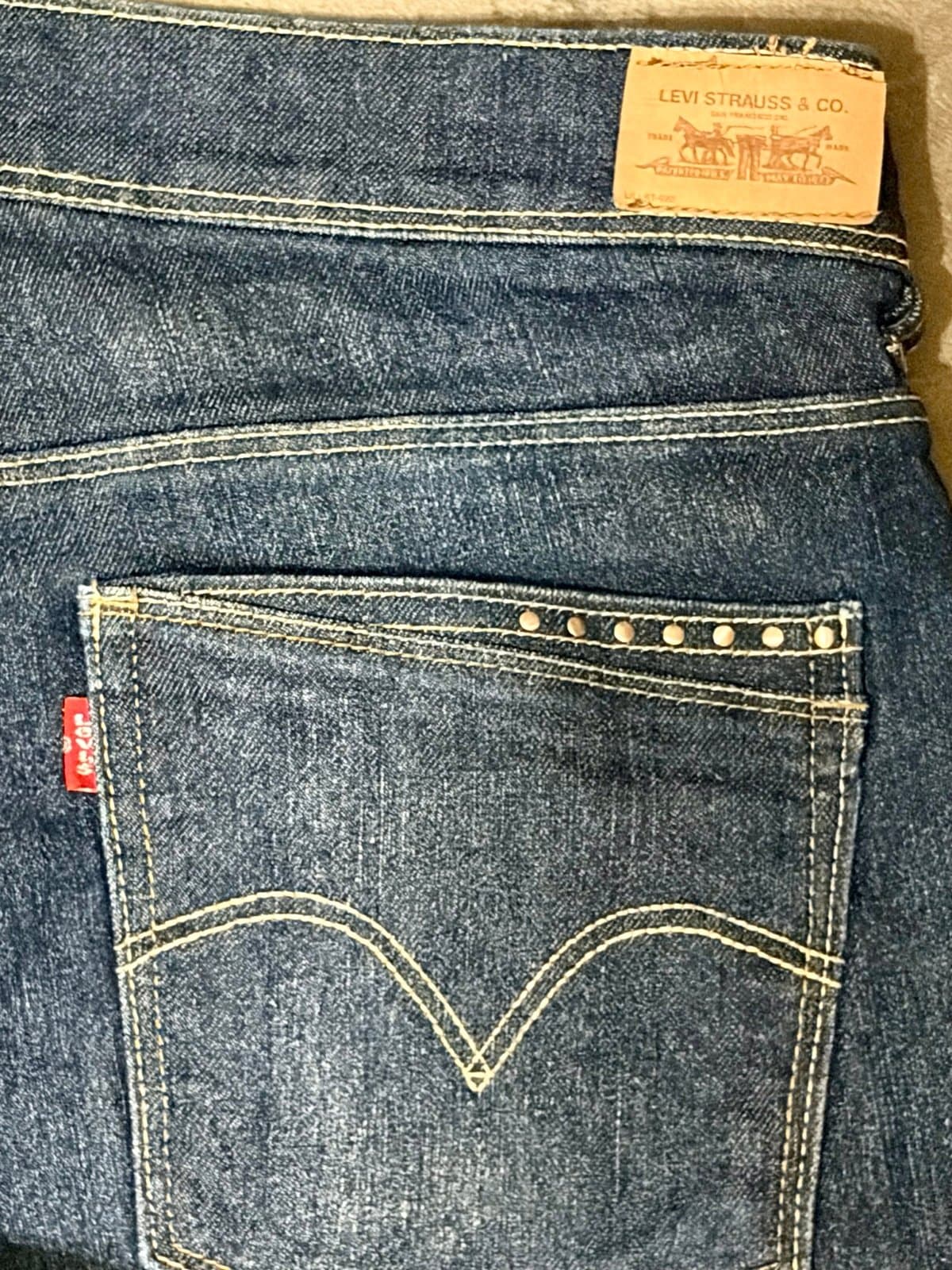 Women’s Levi Shorts, size 10 - Thumbnail 6