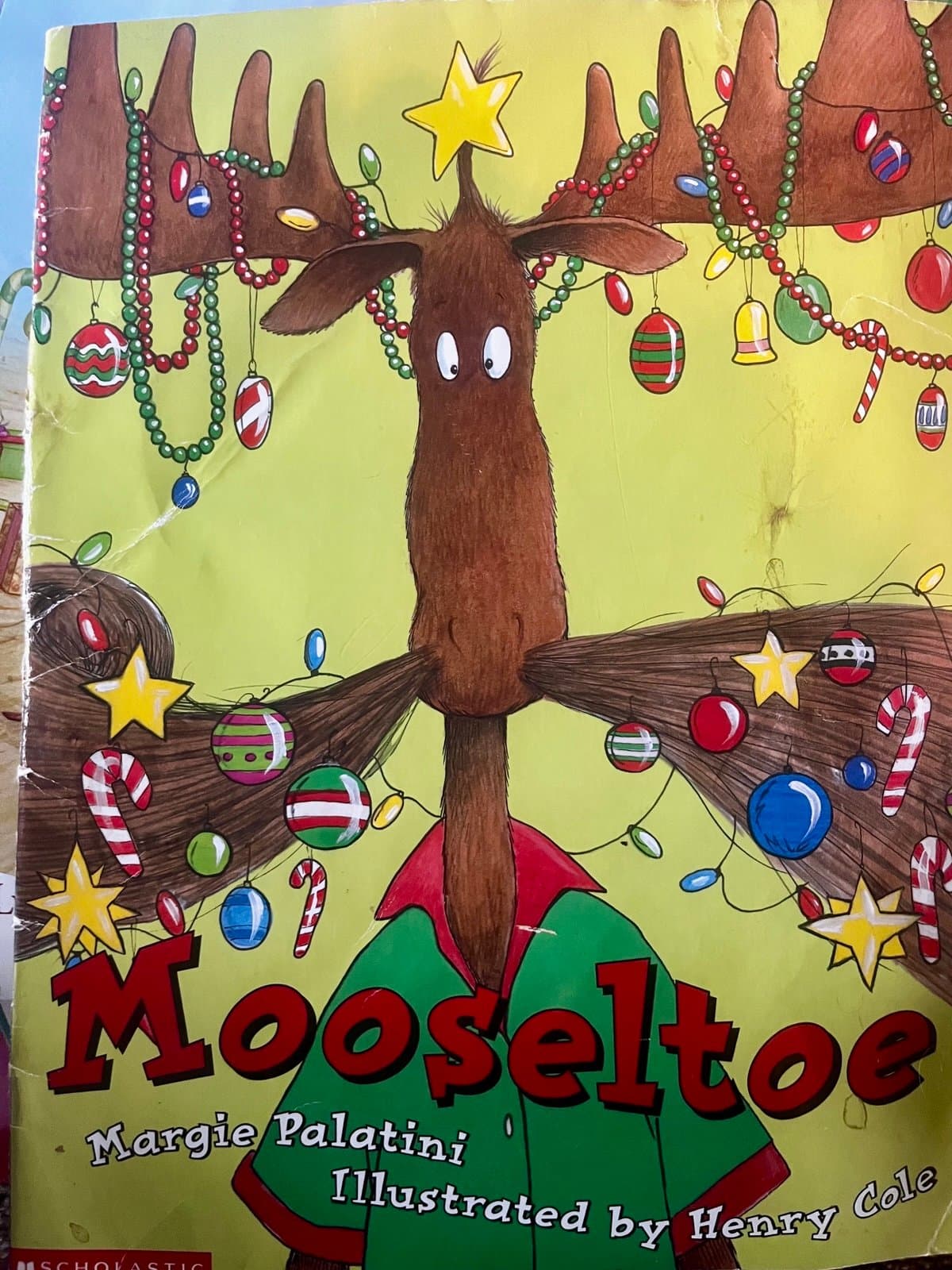 Set of 5 Silly Christmas Books for Kids - Thumbnail 7