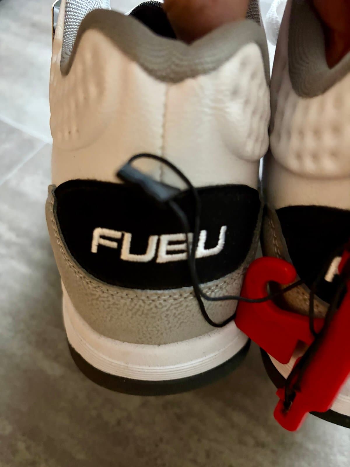 Men’s FUBU Sneakers - Thumbnail 6