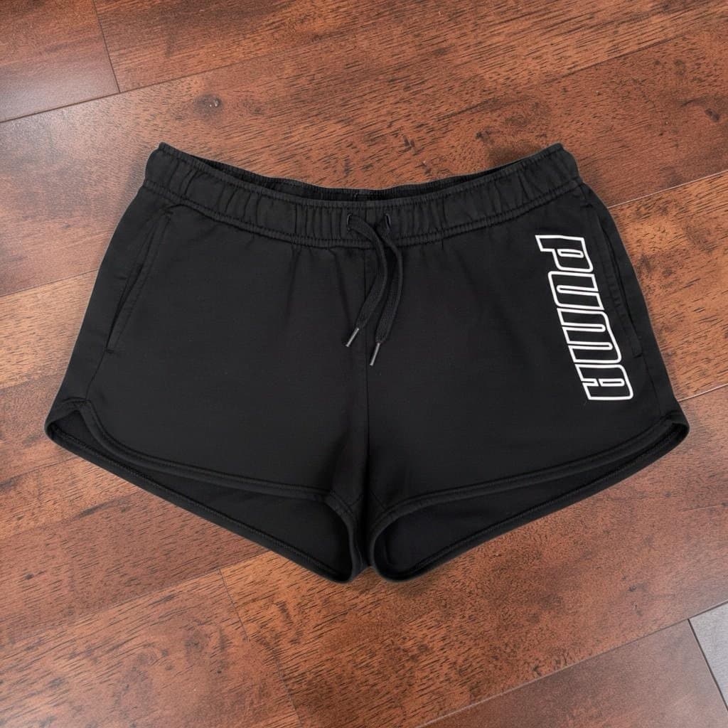 Women’s PUMA shorts size M - Thumbnail 2
