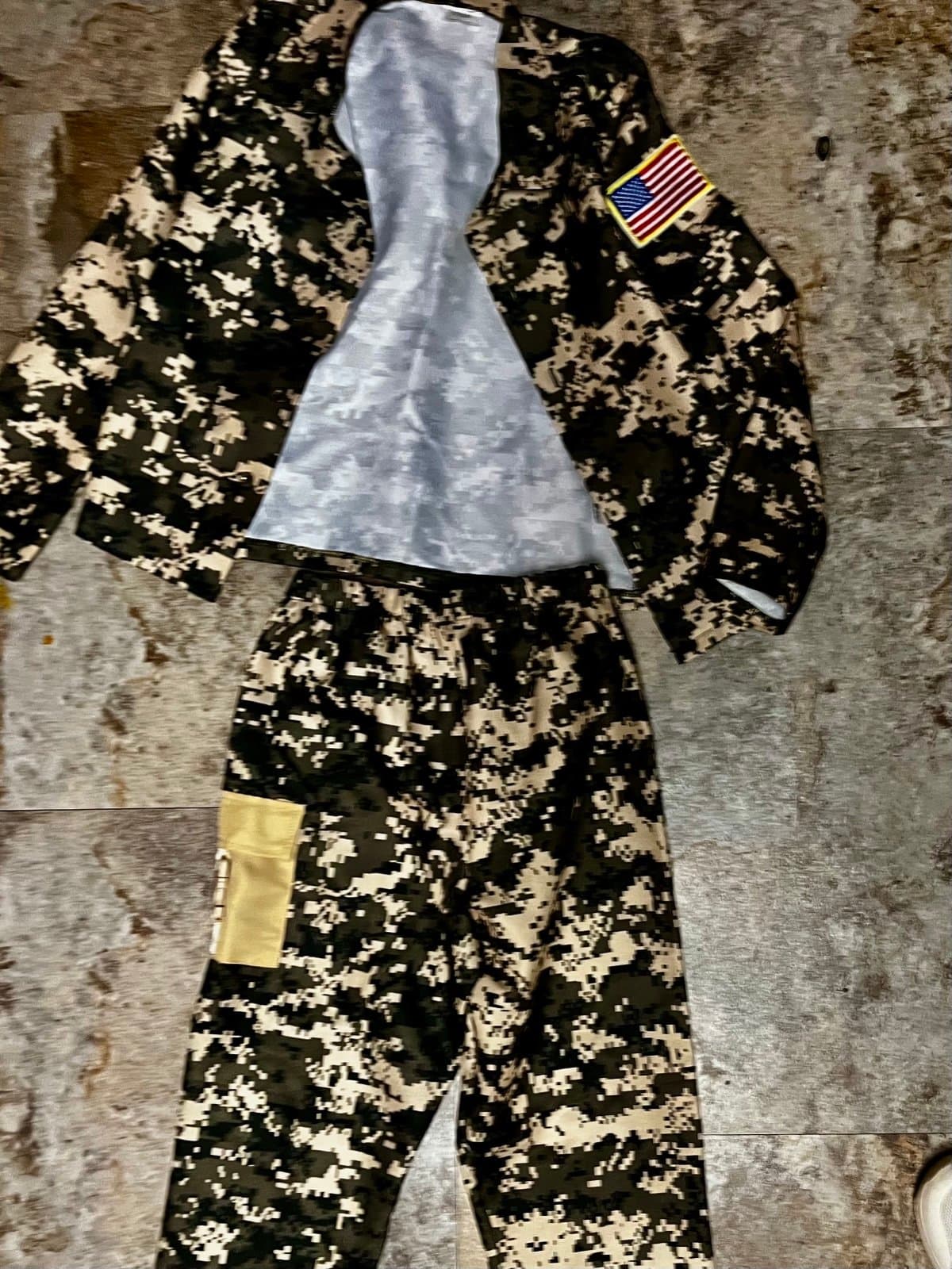 Boys Halloween Costume, size L. - Thumbnail 3