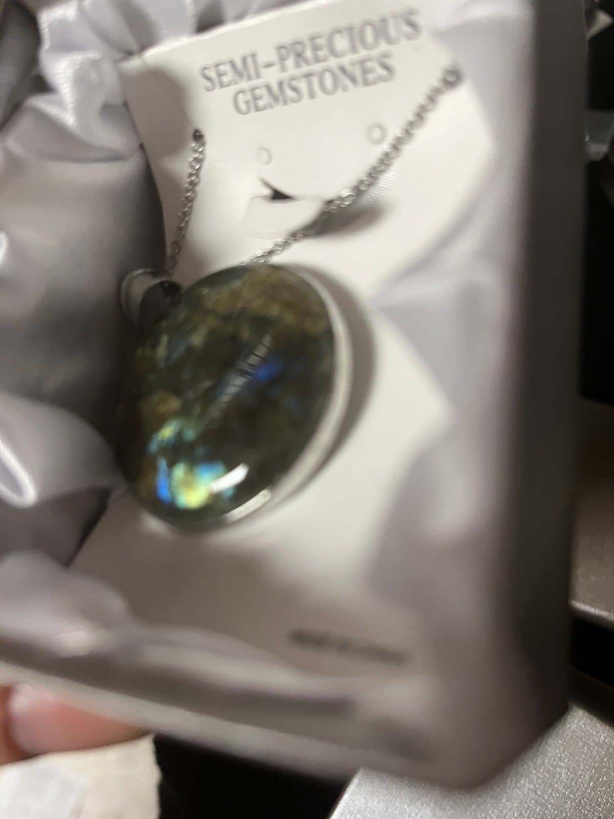 Labradorite Gemstone on sterling Silver pendant with Stainless Steal Chain - Thumbnail 4