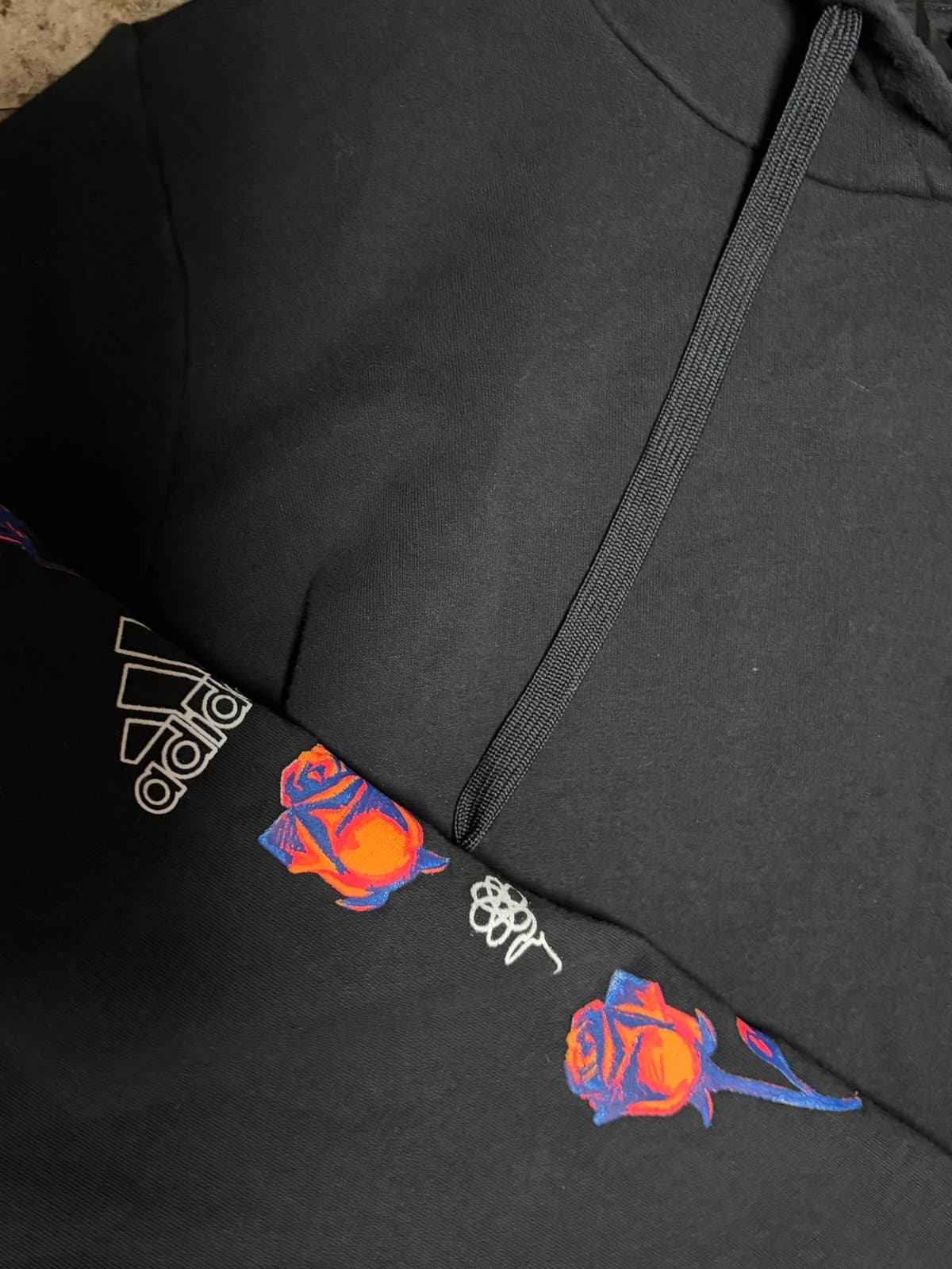 Women’s Adidas Hoodie, size XL - Thumbnail 4