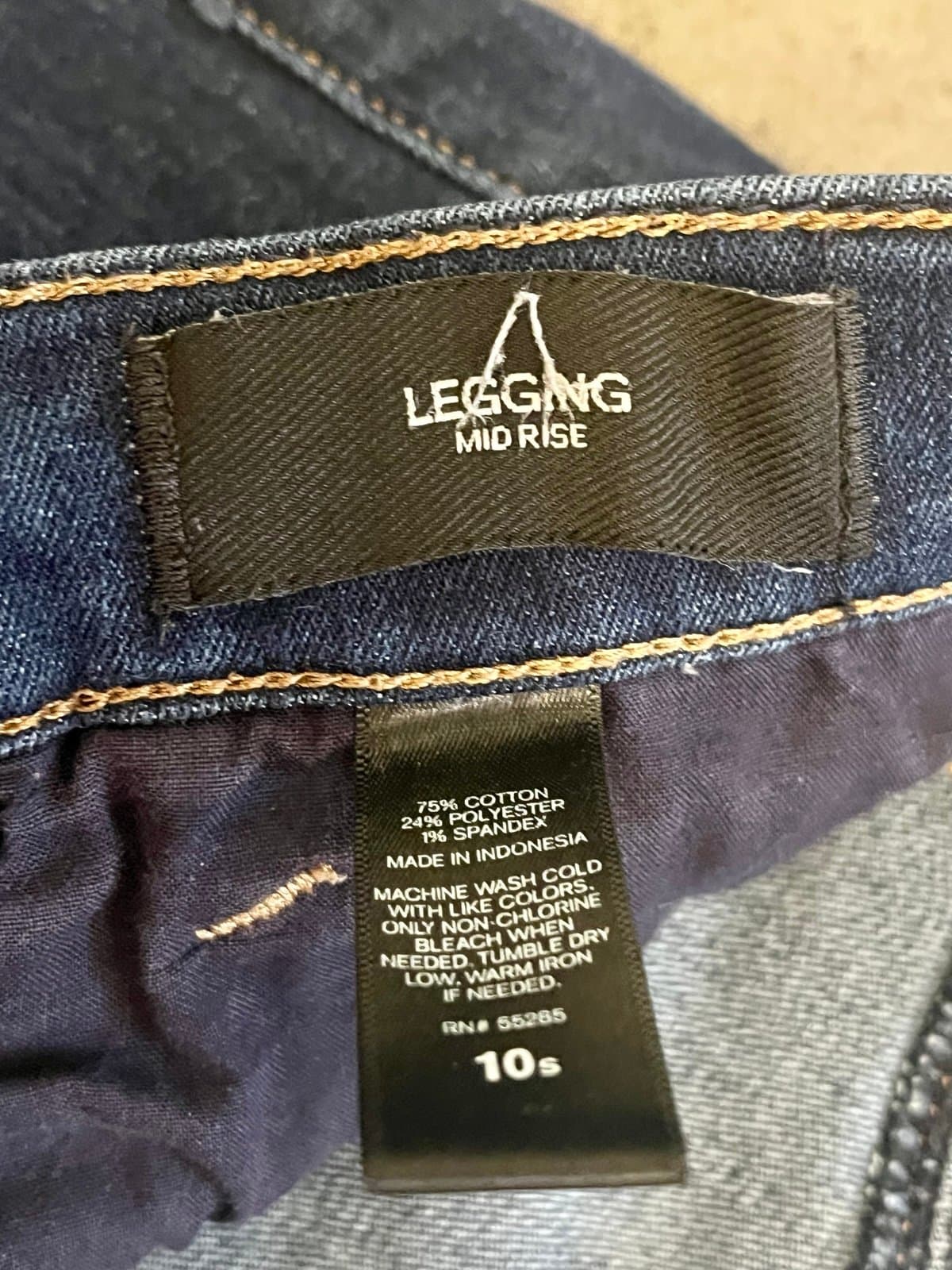 Express Jeans size 10 - Thumbnail 3