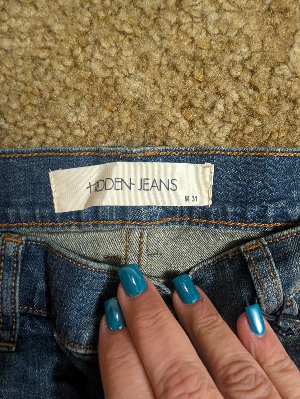 Hidden jeans - Thumbnail 2